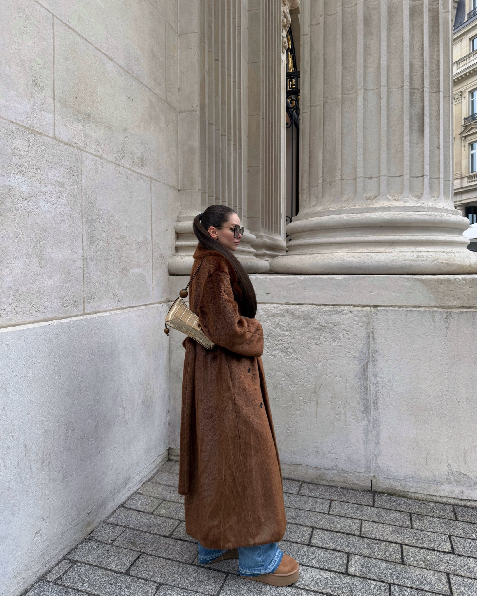 🐻🧸


coat, fur coat, faux fur coat, winter look, jeand, denim, ugg, brown, Jacquemus bag, maxi coat, long coat, fazx fur, flare jeans, winter outfit

#LTKstyletip #LTKwinter #LTKfrance