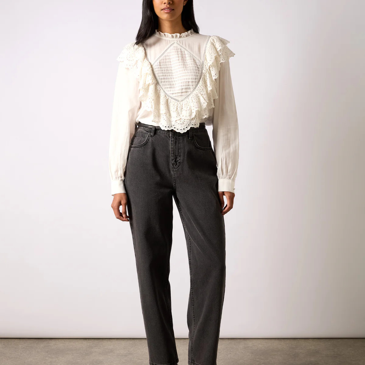 Grey Straight Jeans | Ro&Zo