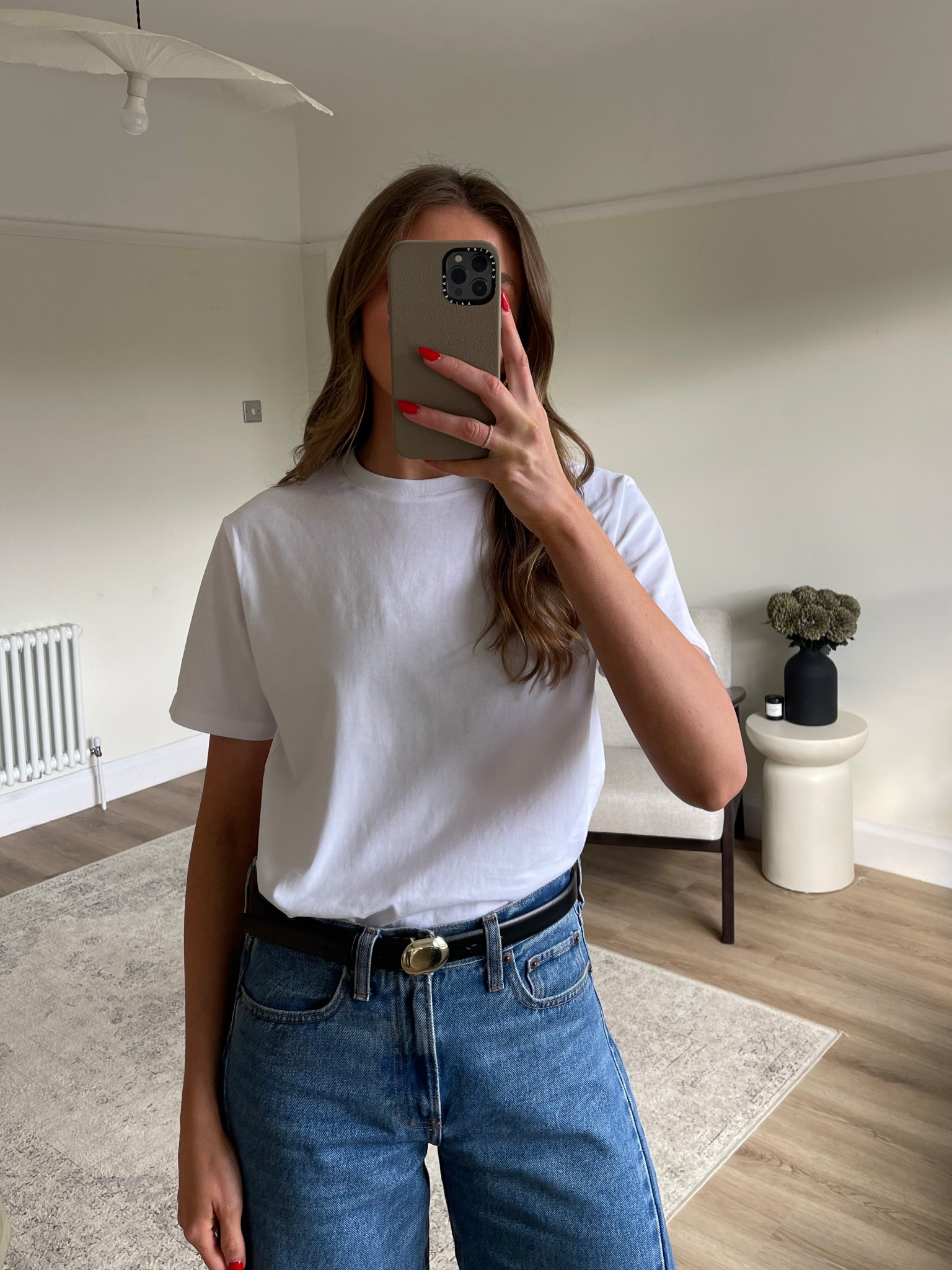 ad. I think I’ve found my new favourite white t-shirt
I’m wearing a small in this @abercrombie one, it’s so comfy! 
Black belt, gold buckle detail
Barrel jeans 


#LTKuk