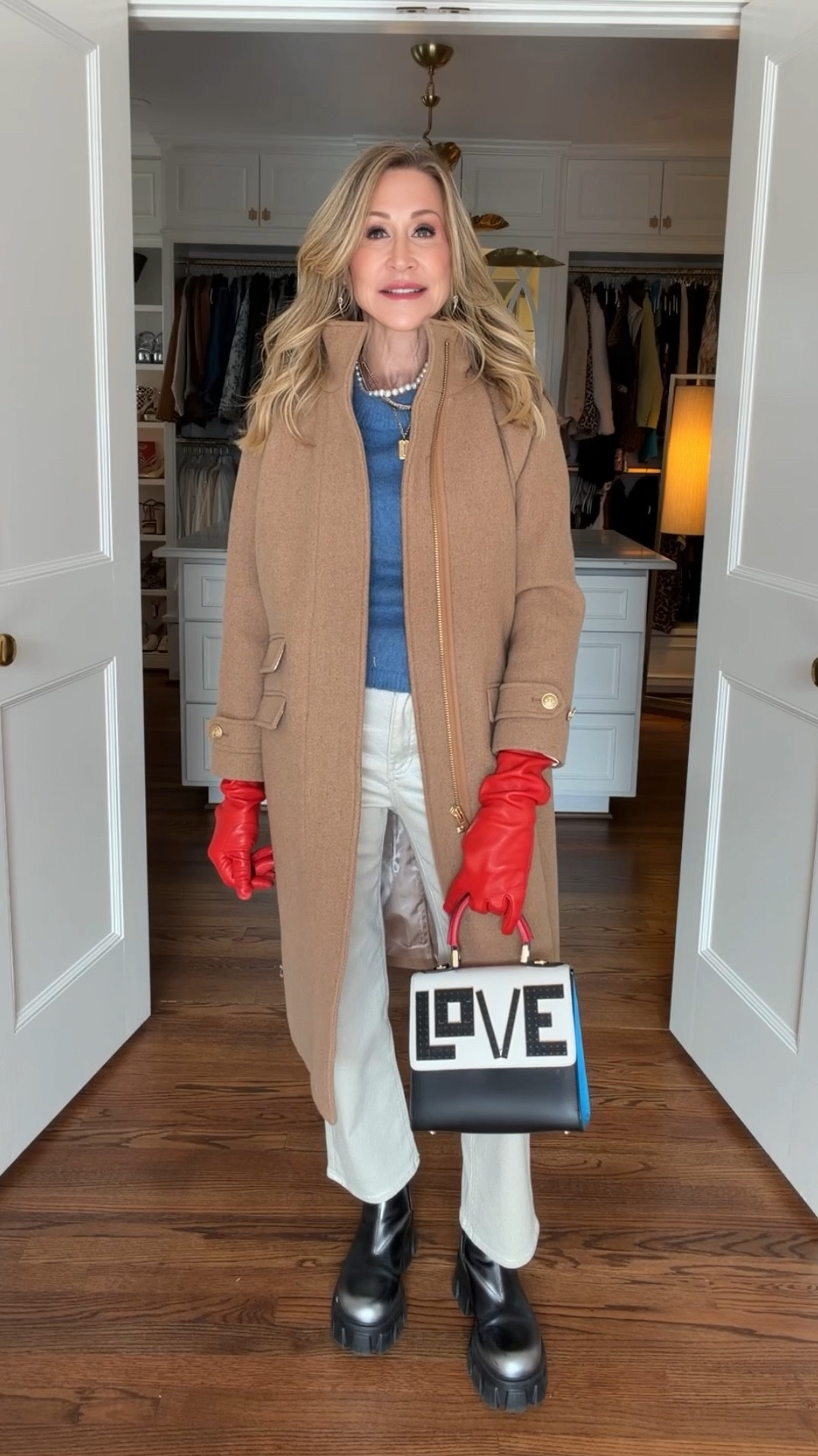 Day 4 of my midlife style challenge!  I’m wearing cropped off white shimmer jeans, a blue mohair sweater from H&M, a camel coat, lug sole boots, red gloves and a vintage bag.


#LTKootd #LTKSeasonal #LTKOver40
