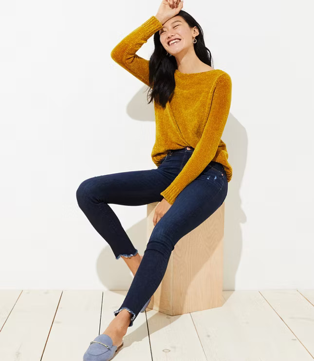 Modern Frayed Skinny Jeans in Dark Indigo Wash | LOFT | LOFT