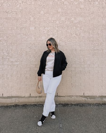 Midsize spring outfit - baggy white jeans, Amazon black bomber jacket, adidas sneakers


#LTKstyletip #LTKmidsize #LTKSeasonal