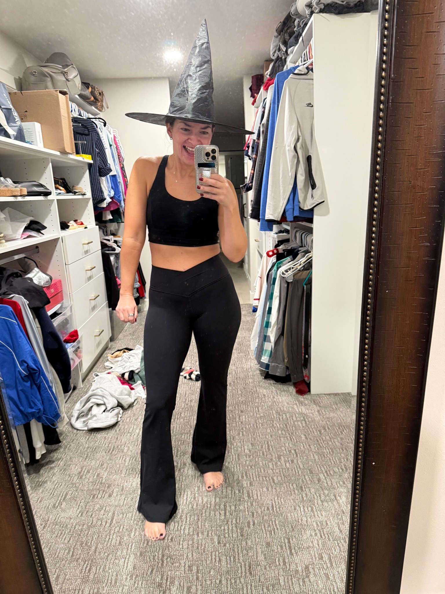 The flare yoga pants I’ll be wearing on repeat! The V cut makes my waist feels snatched even when hormonal. TTS! 

#LTKFindsUnder50 #LTKActive #LTKHoliday