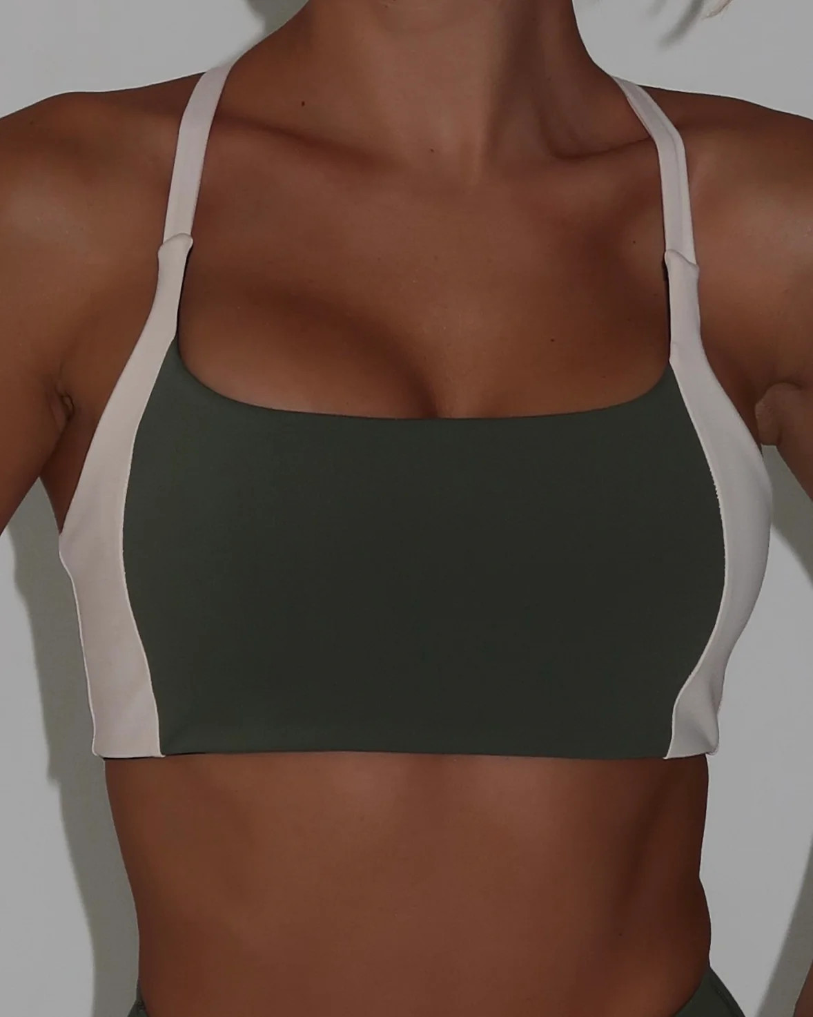 Impact Y Bra - Colorblock - Palm + Sand | Liaison the Label