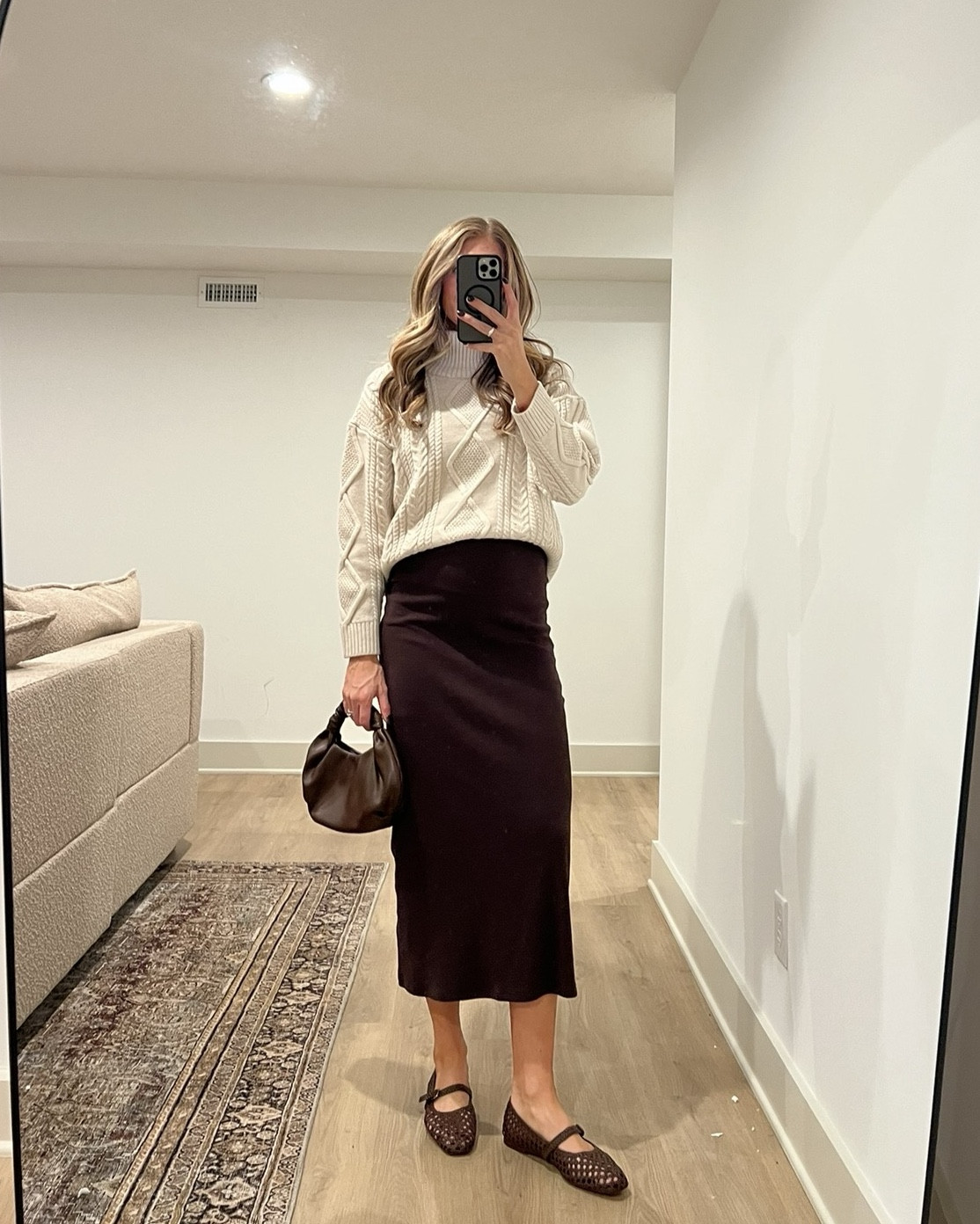 Sizing
Sweater: medium. This color sold out but linked a bunch of similar options at a lower price point under the similar section of this ltk post
Skirt: my usual 6
Jeans: run tts am stretchy. 4 long
Suede jacket: size medium/6
Overalls: size small
Ribbed dress: small tall
Waffle lounge pants: small tall


Aritzia, chunky sweater, cable knit sweater

#LTKBump #LTKHoliday #LTKTall