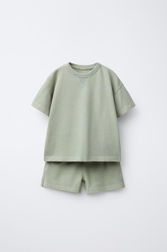 PLAIN T-SHIRT AND BERMUDA JOGGING SET | Zara US