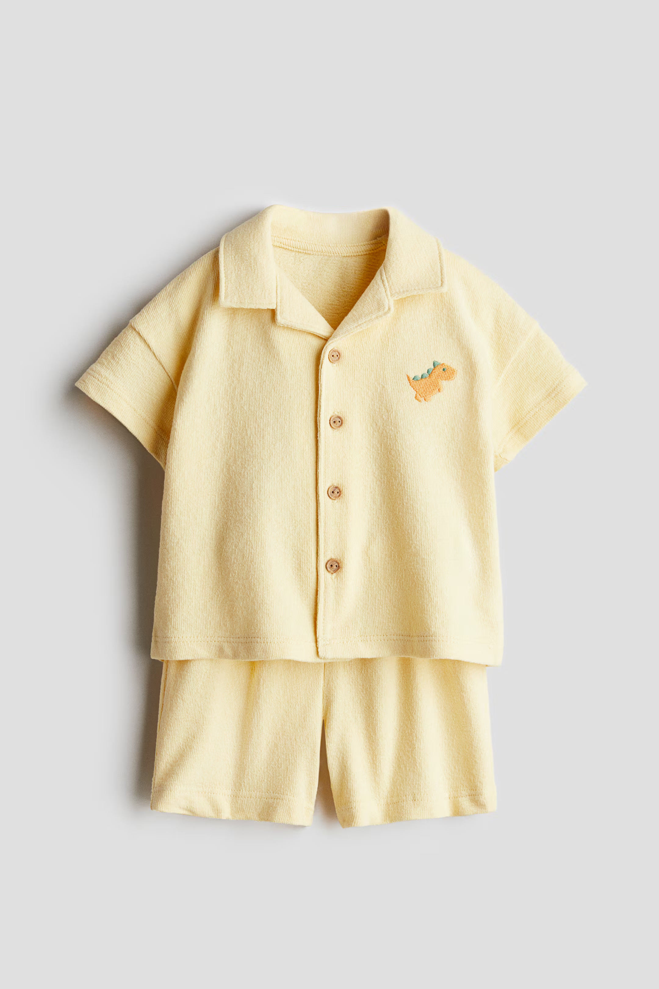 2-Piece Terry Resort Shirt and Shorts Set | H&M (US + CA)