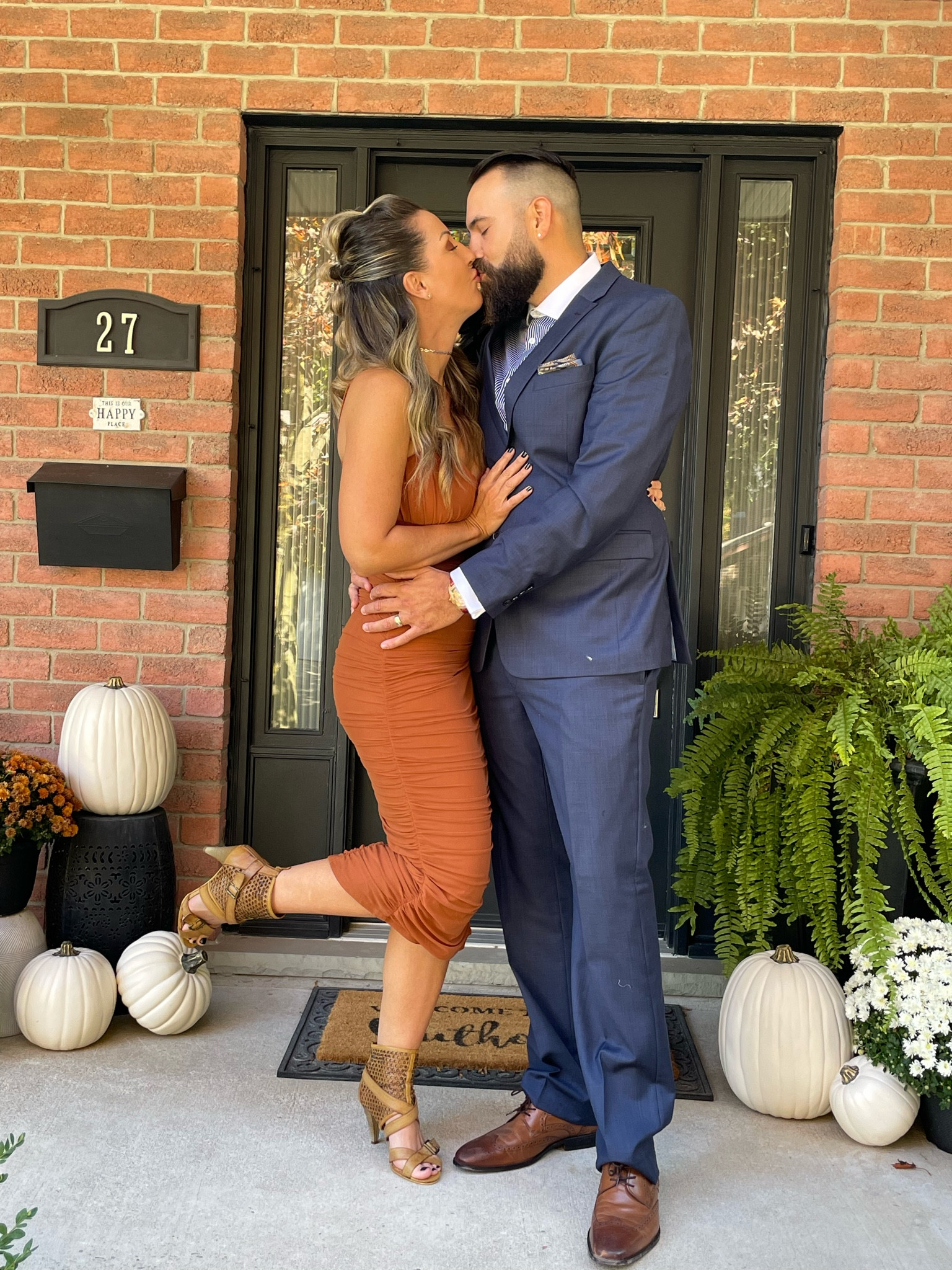 Shop our wedding looks!

#weddinglooks #weddingsuit #weddingguest #cocktaildress #womensdress #menssuit #rustbrown #cognac #falllooks #dress #formallooks #clothing

#LTKwedding #LTKbeauty #LTKstyletip