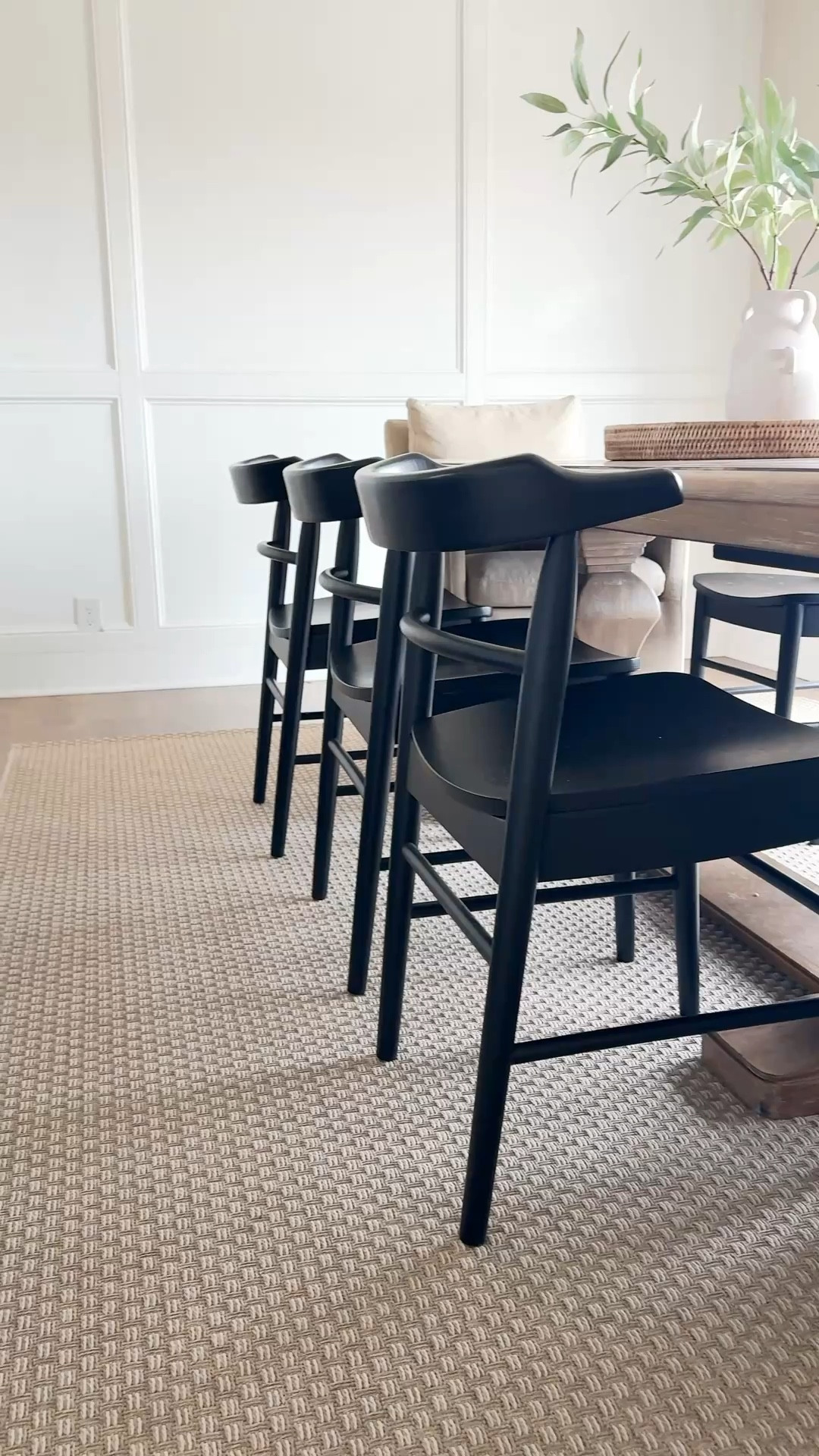 These black dining chairs are so good and back in stock for shipping!!

Black dining chair, dining room, upholstered dining chair

#LTKHome #LTKSaleAlert
