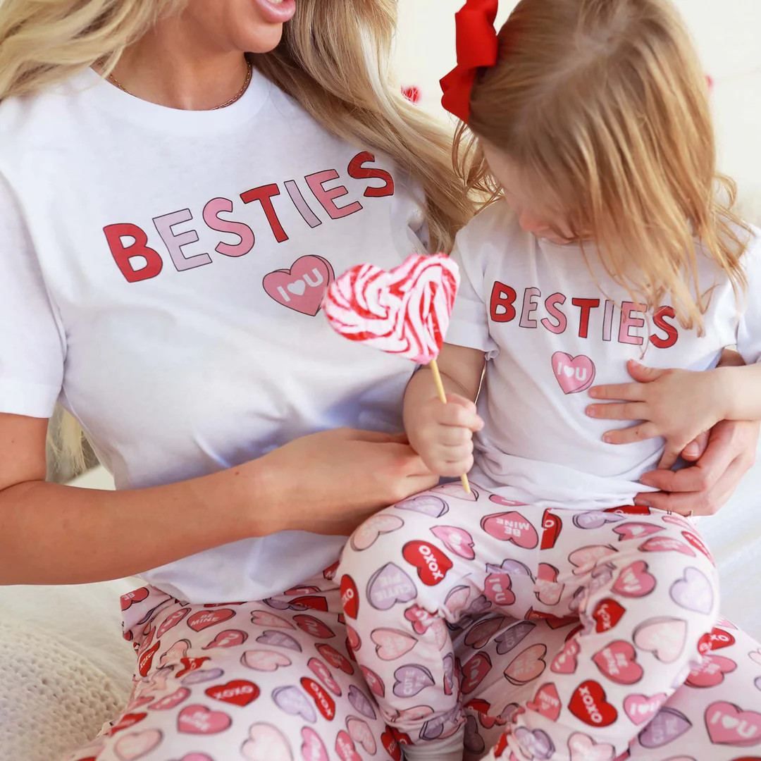 Besties Kids Graphic Tee | White | Caden Lane