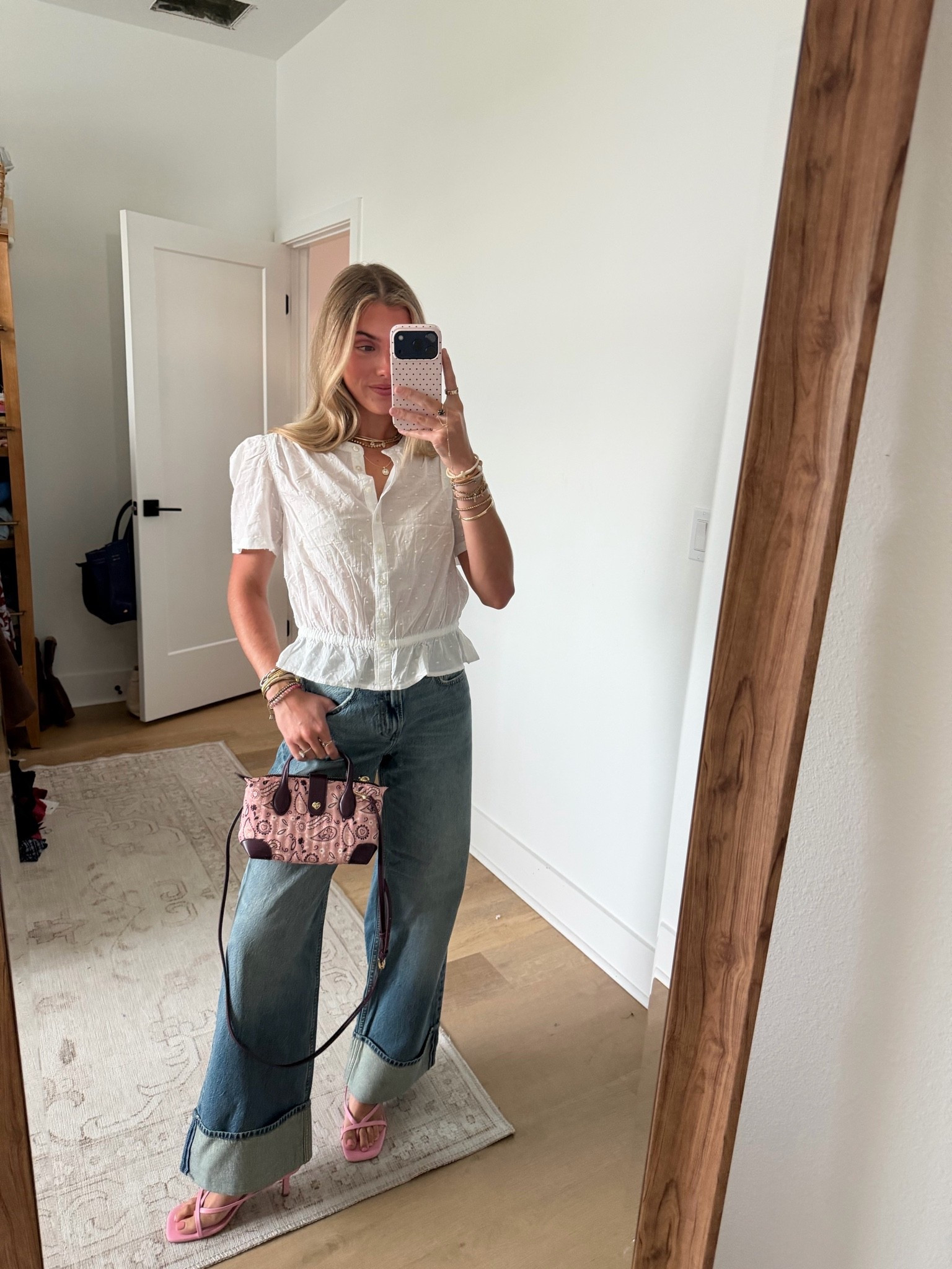 Outfit for dinner with my parents! Broke out all the new goodies like my new purse from @stoneyclover it is precious from their new western collection. I am wearing my new gap size xs Button-Front Crop Peplum Top paired with my @abercrombie high rise wide leg jeans. My heels are the perfect pink to match from Amazon (dream pairs)

#LTKootd #LTKSeasonal #LTKdayinmylife