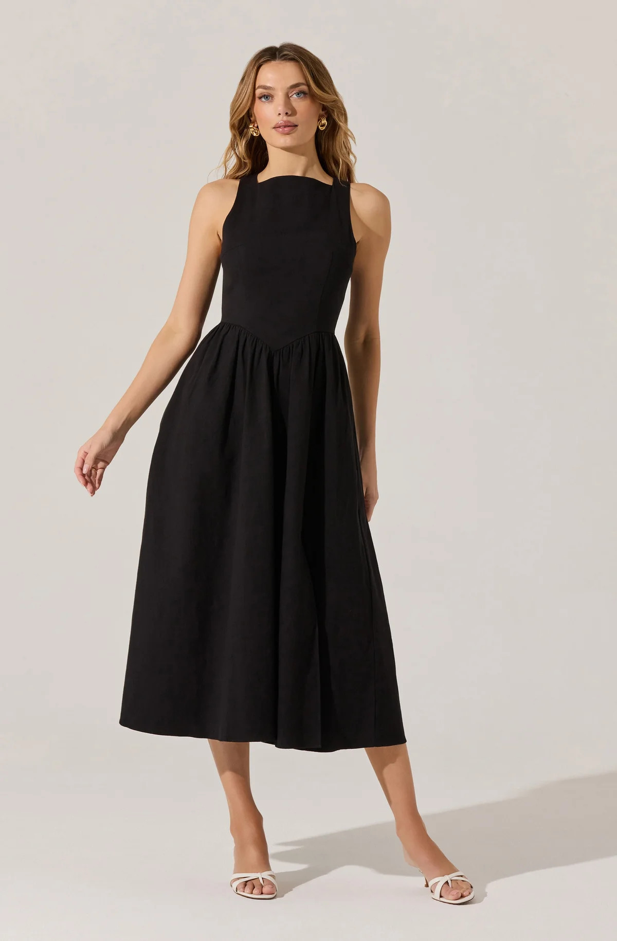 Bow Back Apron Midi Dress | ASTR The Label (US)