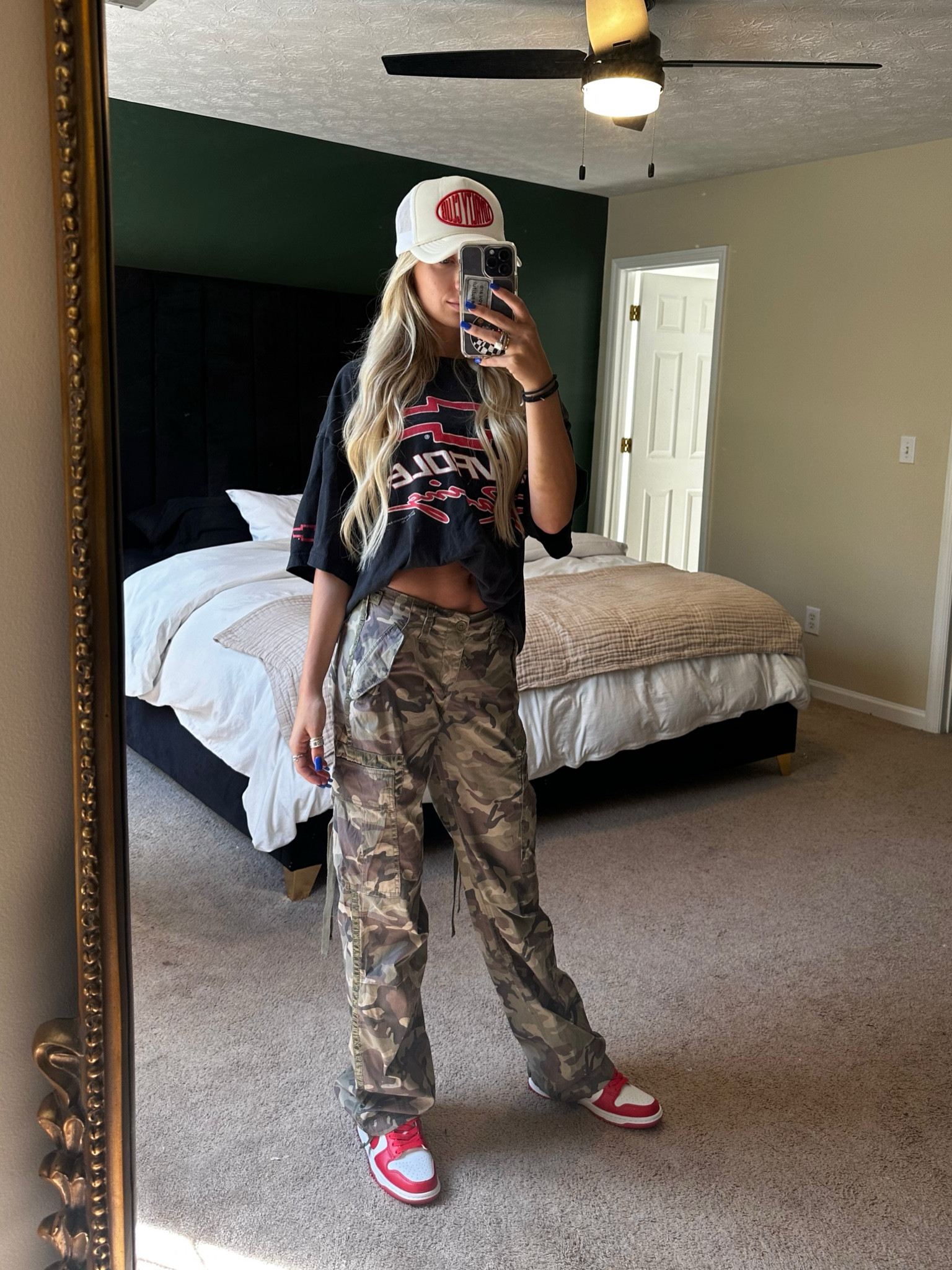 Casual 🫡 Still obsessed with these pants! 

#LTKfindsunder50 #LTKGiftGuide #LTKSeasonal