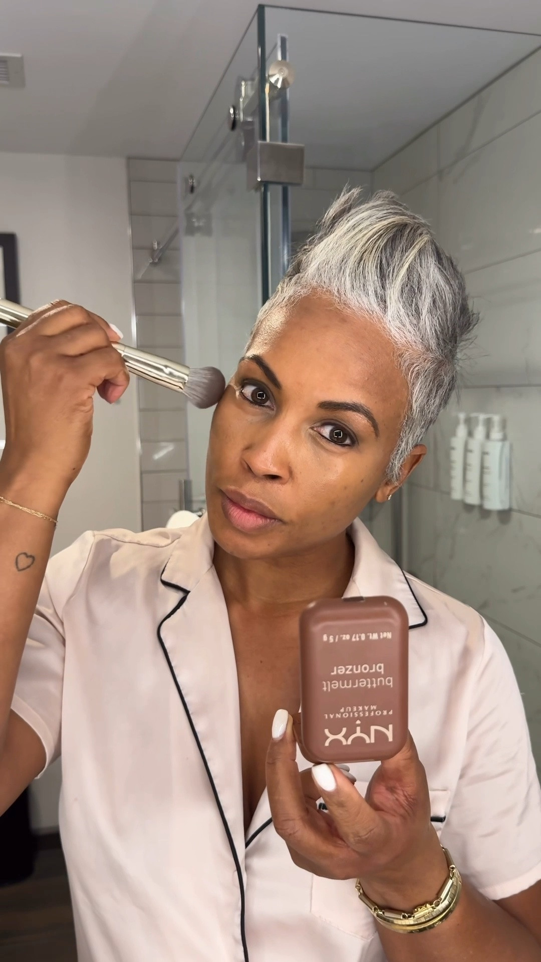 this Buttermelt Bronzer from NYX does the trick EVERY TIME! ✨

#BeautyEssentials #NyxBeauty #Bronzer #MidlifeMustHaves #xoJalonda

#LTKgrwm #LTKOver40 #LTKBeauty