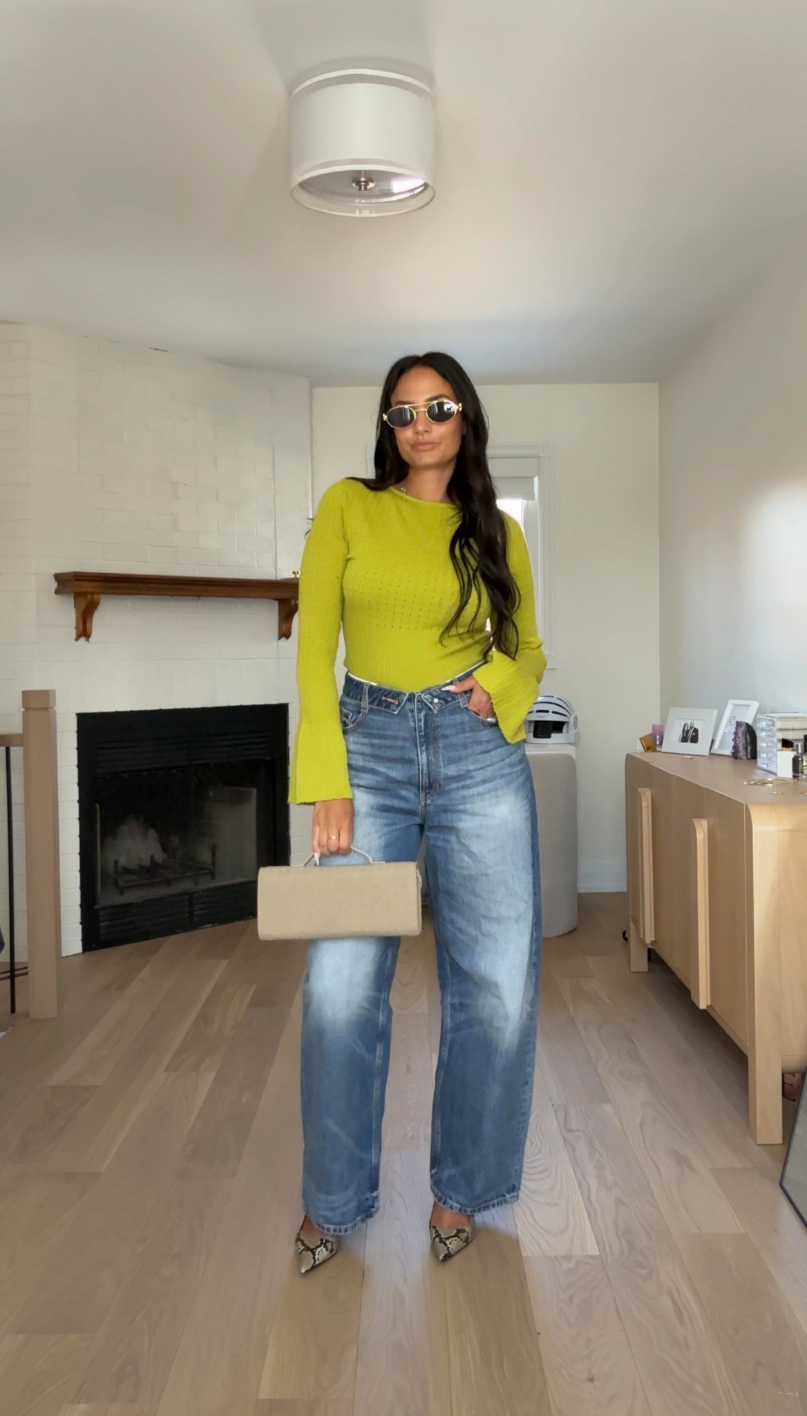 Medium top 
28 jeans 

#LTKcanada #LTKwinter #LTKstyletip