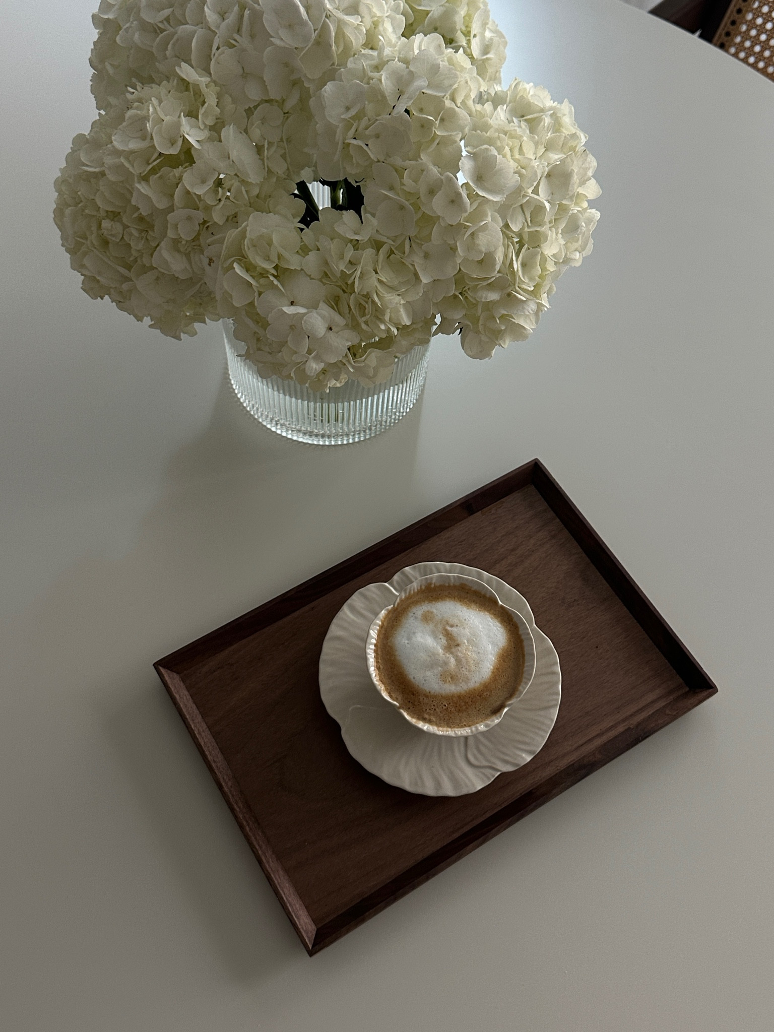 This coffee set 🫶🏼

#hm #hmhome #coffeemug #tray #vase 

#LTKMostLoved #LTKHome