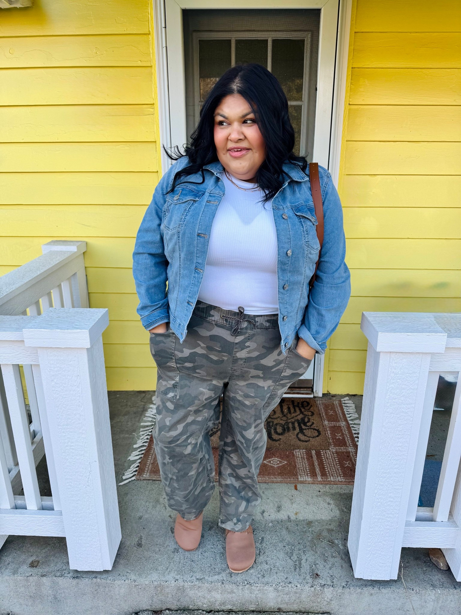 Denim and Camo is the duo 

#LTKPlusSize #LTKootd #LTKgrwm