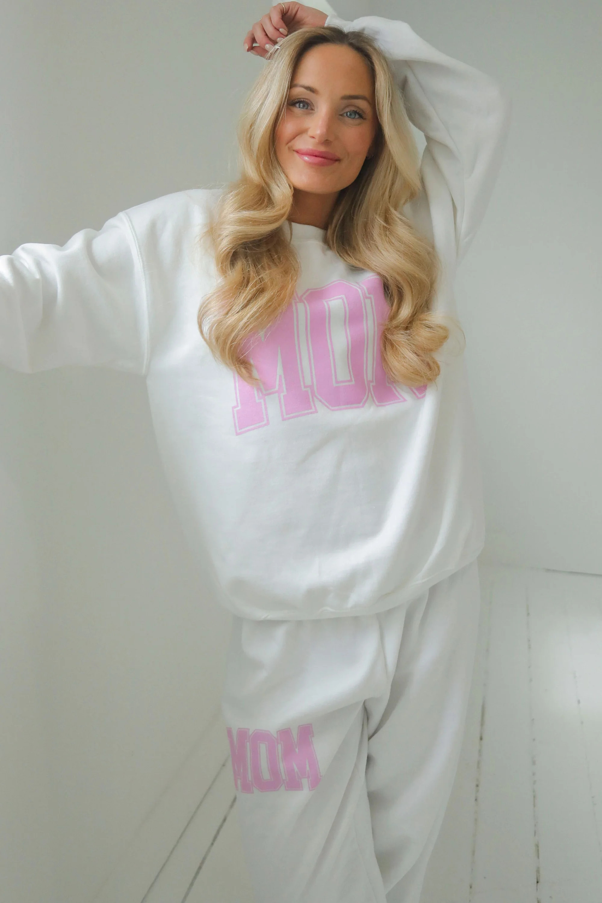 friday + saturday: mom sweatpants - pink | RIFFRAFF