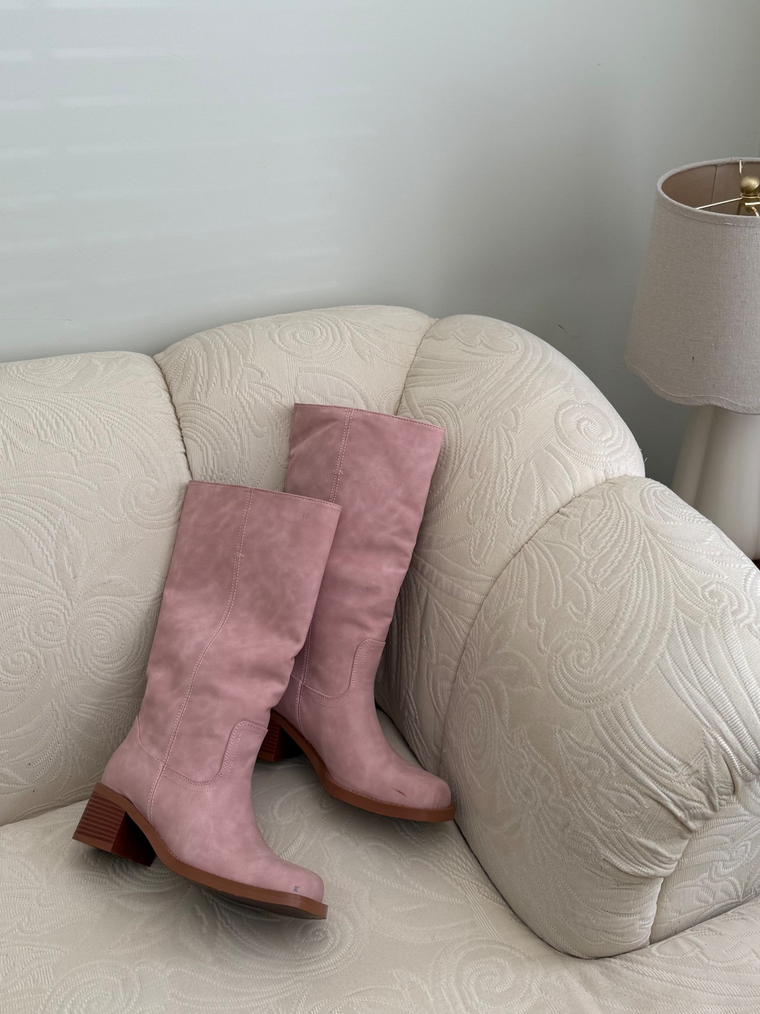 frye boot dup alert coming atcha!! they also come in the trending banana color and more!! also under $70..!!! 

#LTKSaleAlert #LTKShoeCrush #LTKFindsUnder100
