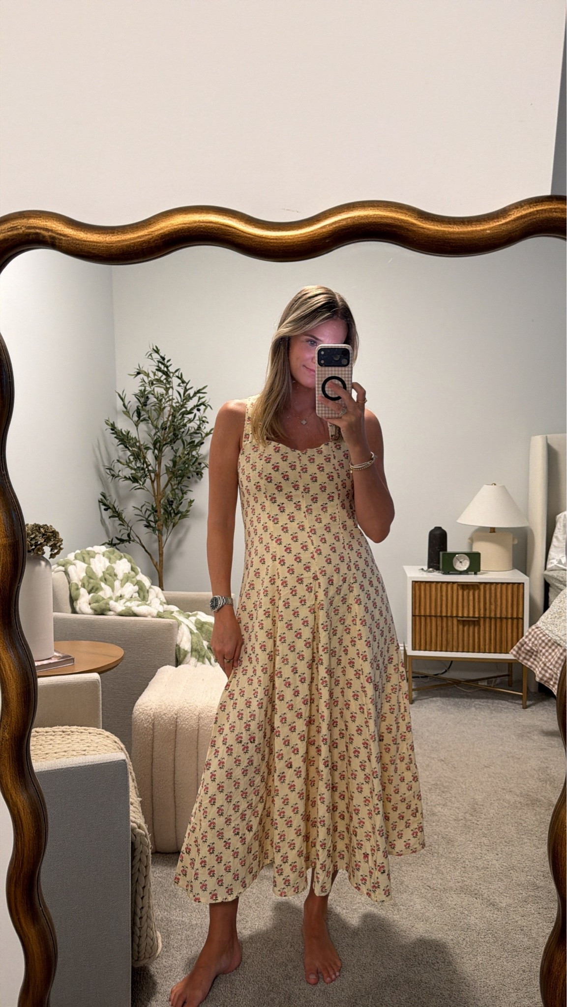Perfect dress to wear while pregnant and postpartum! So flattering🤍 I got a medium

#LTKgrwm #LTKootd #LTKmomlife