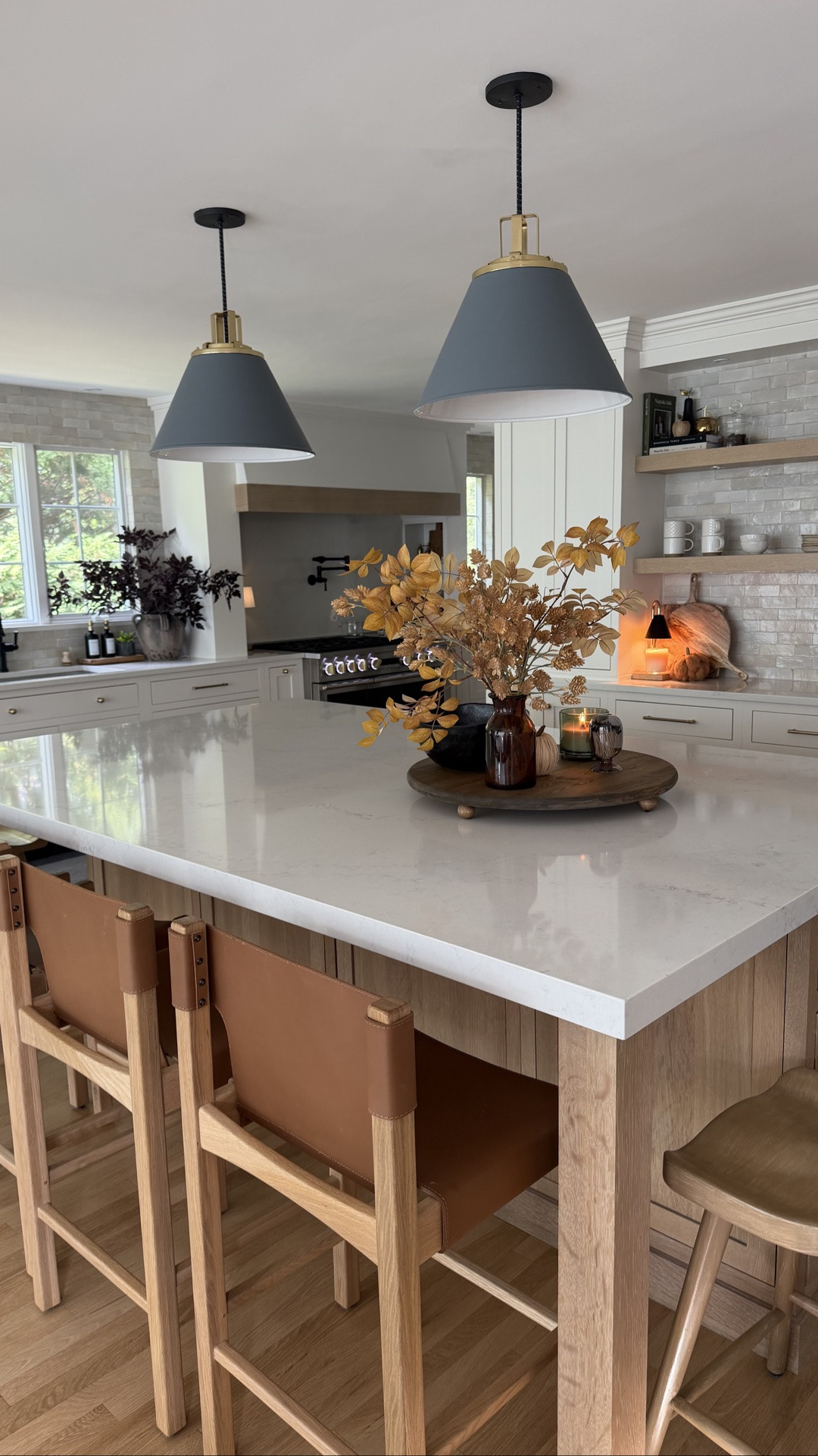 My favorite island styling is fall styling!   🍂 🍁 I actually made the riser featured here (DM me - it is super easy) and a lot of what I have in this video is recycled decor, but I included some similar links here for you to recreate the look 🤗