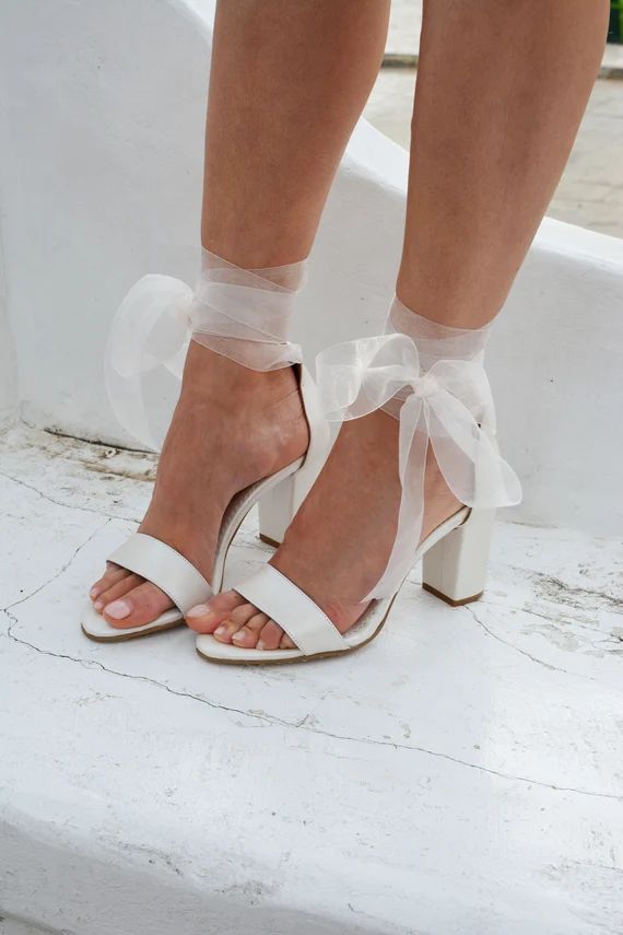 IVORY Wedding Sandals Block Heel/ Wedding Heels Organza Laces/ | Etsy | Etsy (US)