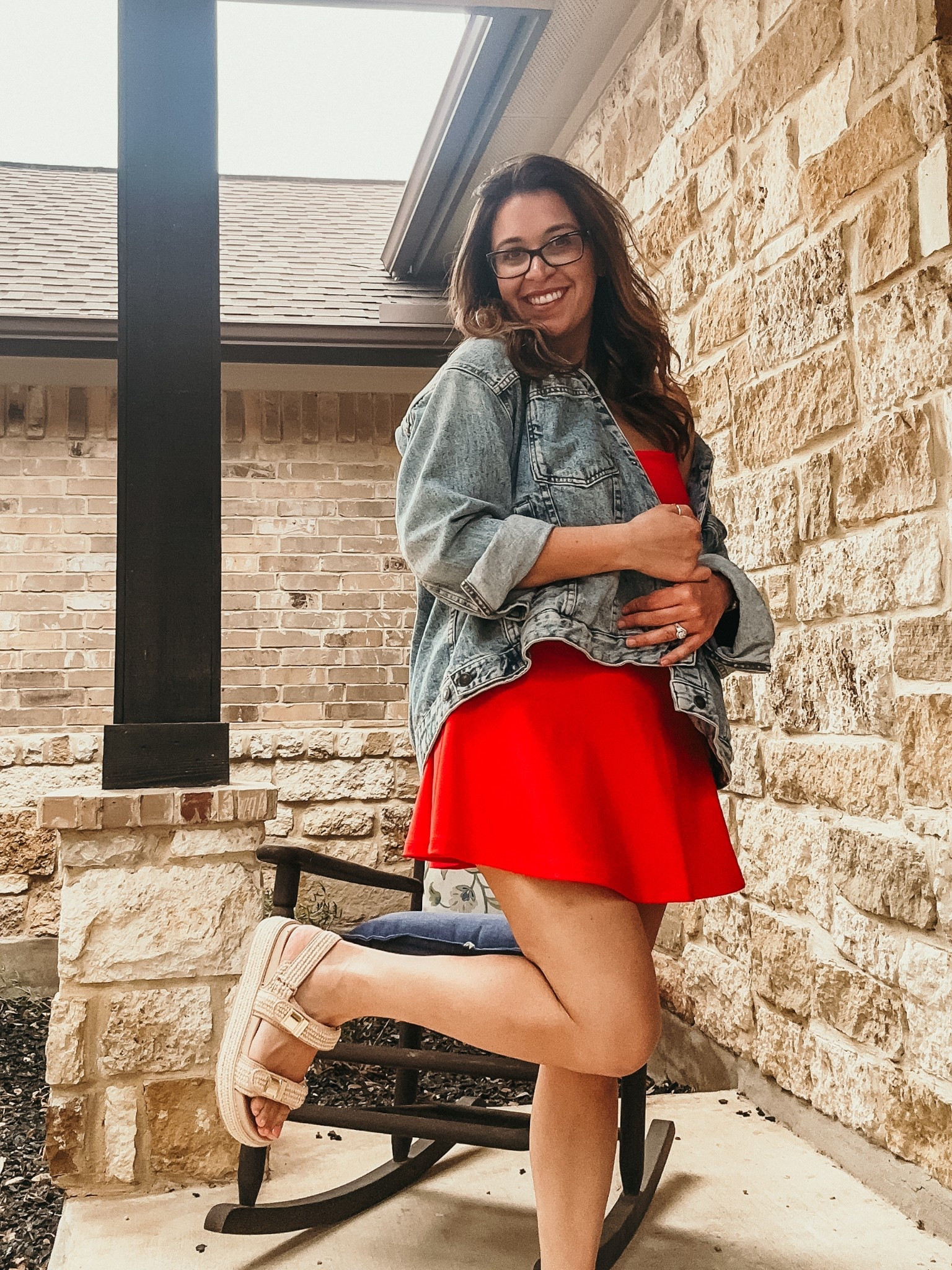 Midsize mom on the run everyday look! I am obsessed with the Abercrombie YPB athletic dresses!! 
•
•
#midsize #momoutfit #momstyle #everydaylooks #jeanjacket #athleticdress

#LTKActive #LTKMidsize #LTKStyleTip