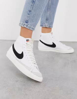 Nike Blazer Mid '77 vintage sneakers in white/black | ASOS (Global)