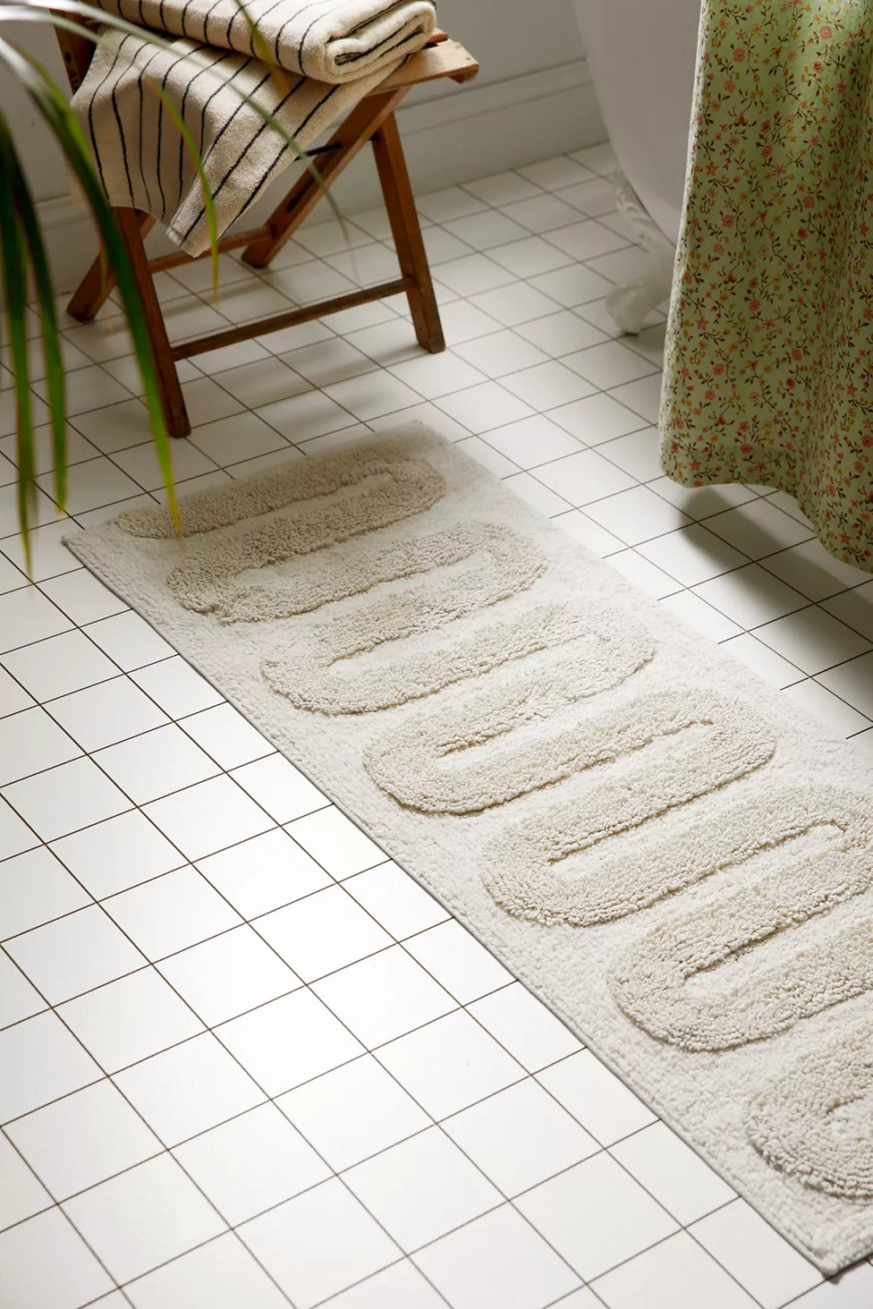 Looped Squiggle Runner Bath Mat | Urban Outfitters (US and RoW)