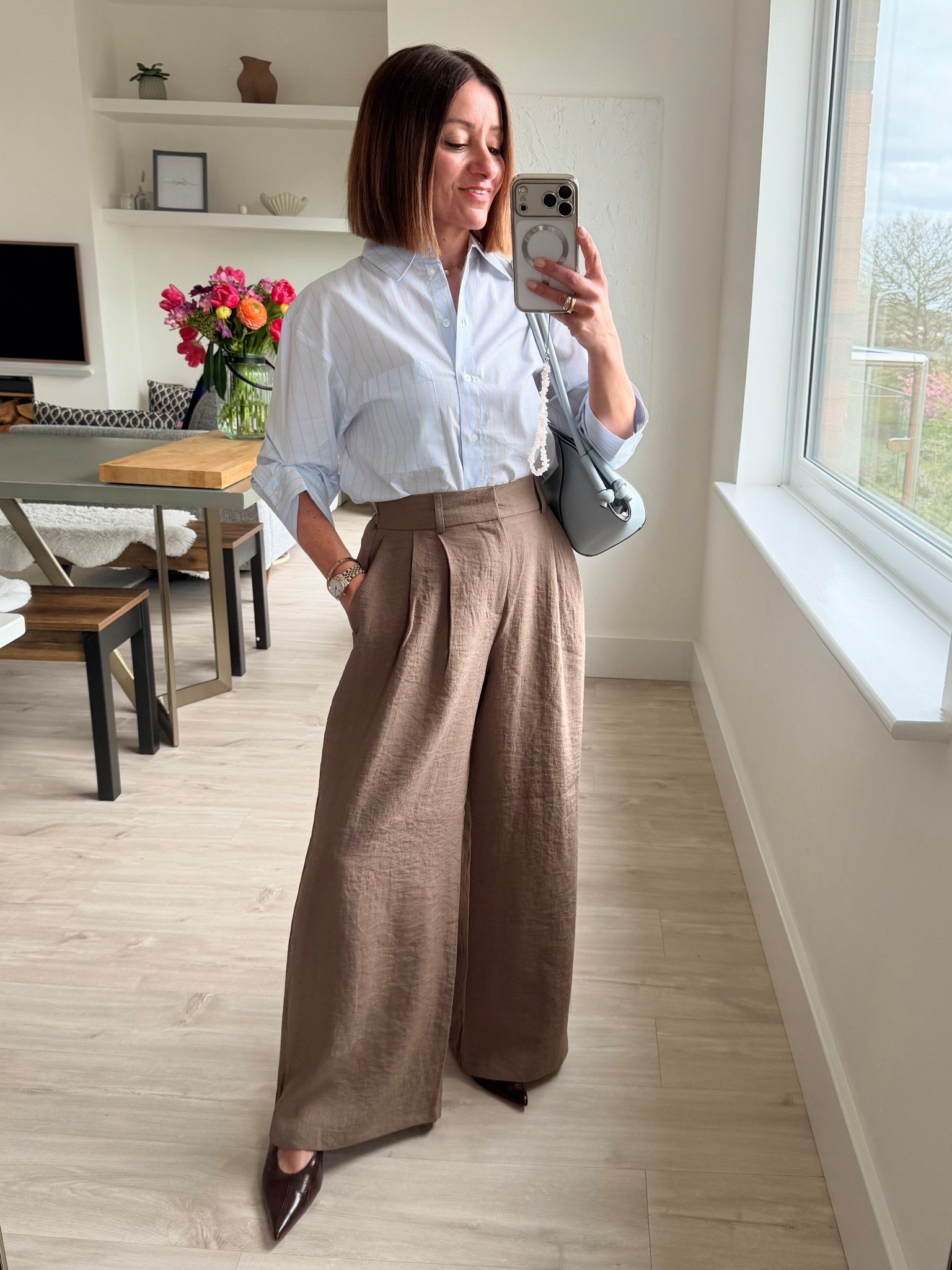 A spring office outfit. I love the colour combo, it feels fresh. 

I’m wearing the trousers in petite, I’ve linked the regular length too. 



#LTKworkwear #LTKuk #LTKspring
