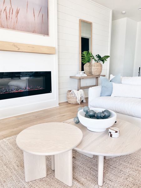 Living room decor, home furnishings, modern coastal decor, neutral home decor

#LTKStyleTip #LTKHome