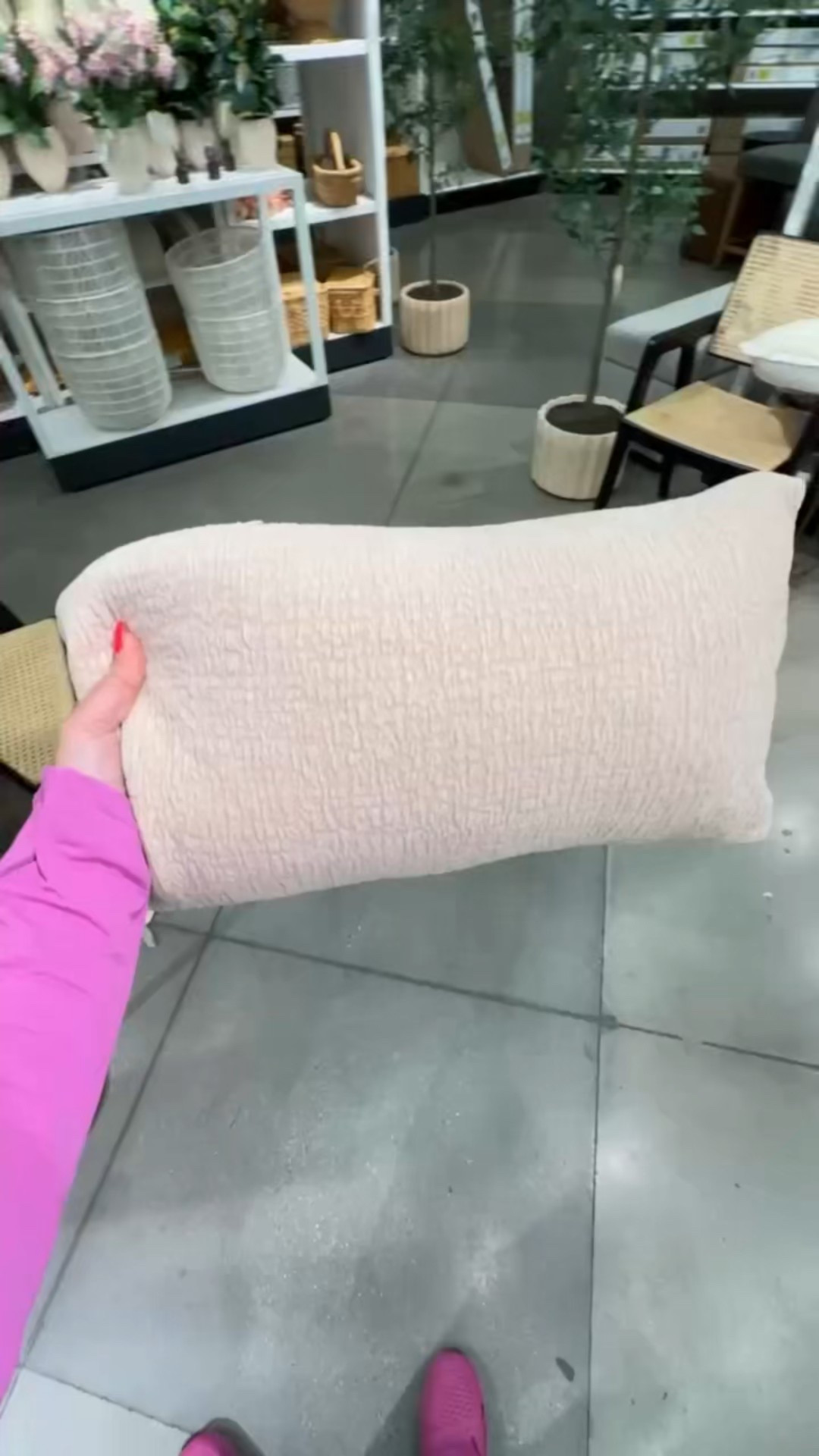 I find more spring decor goodies every time I go to target! 😍