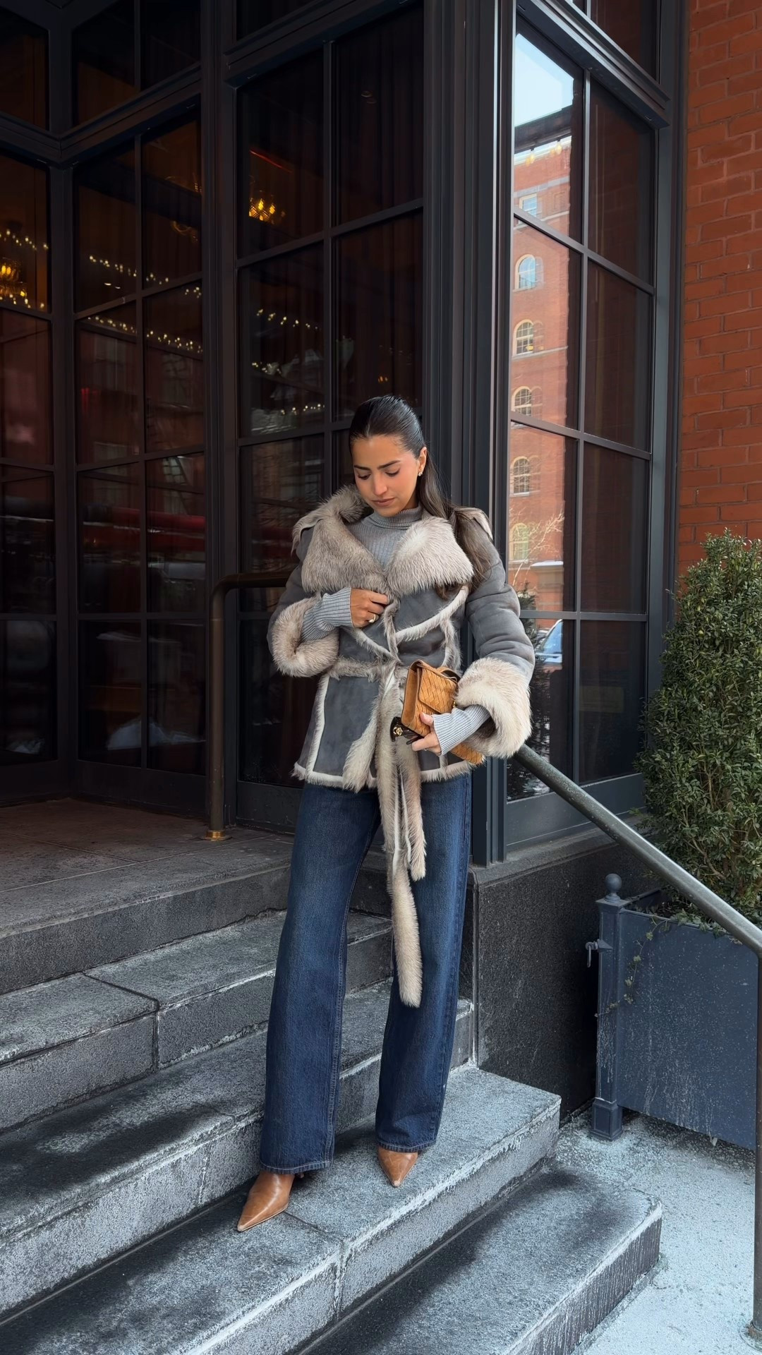 @abercrombie Jean wearing size 25 Long

#LTKdayinmylife #LTKTall #LTKSeasonal