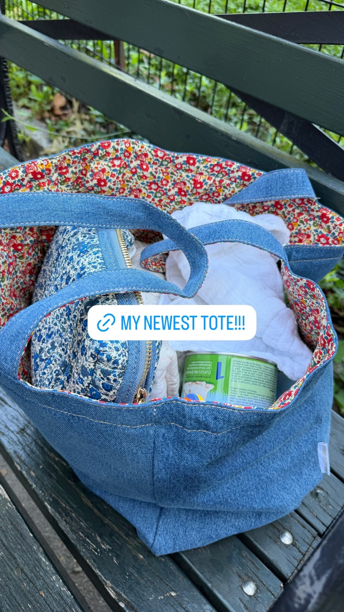 My newest tote! @stoneycloverlane reversible!

#LTKdayinmylife #LTKmomlife #LTKSeasonal