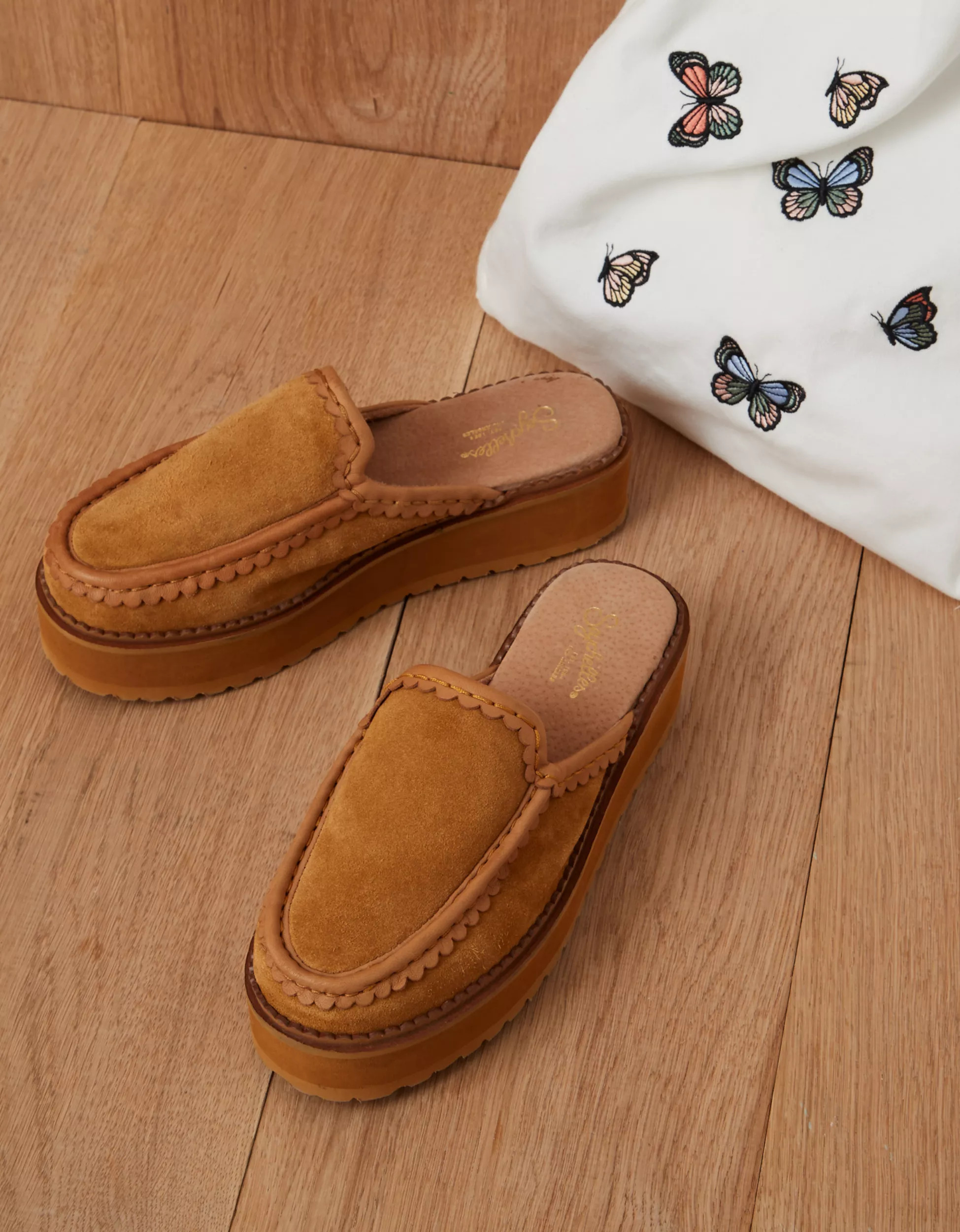 Seychelles Stand Tall Clog | American Eagle Outfitters (US & CA)