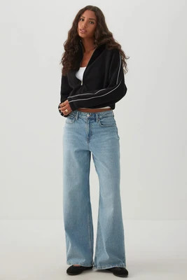 The Legacy Fit High Rise Wide Leg Jean | Ardene Canada