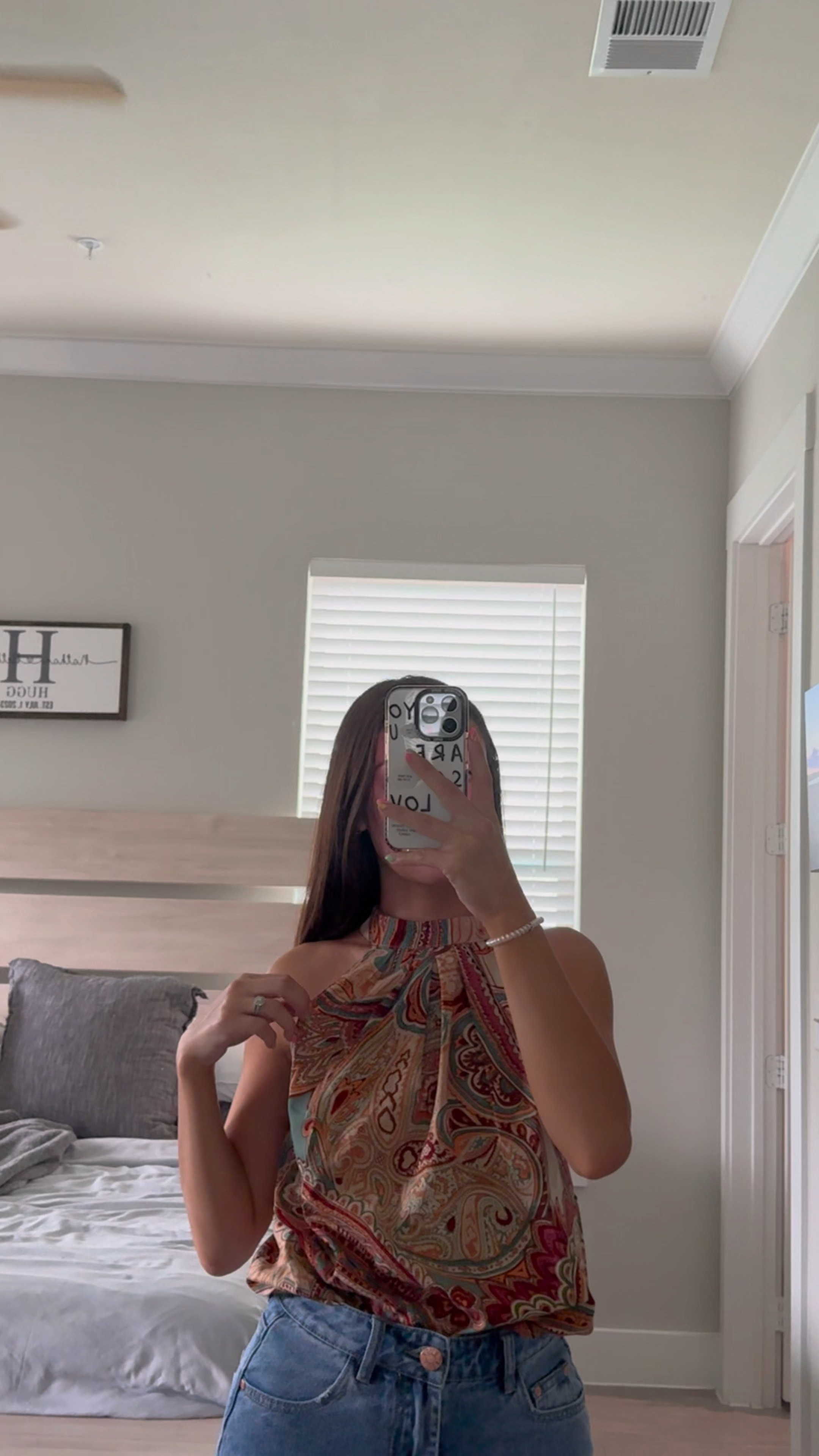 The first top for with country concert 🤭✨

#LTKFindsUnder50 #LTKStyleTip #LTKSaleAlert