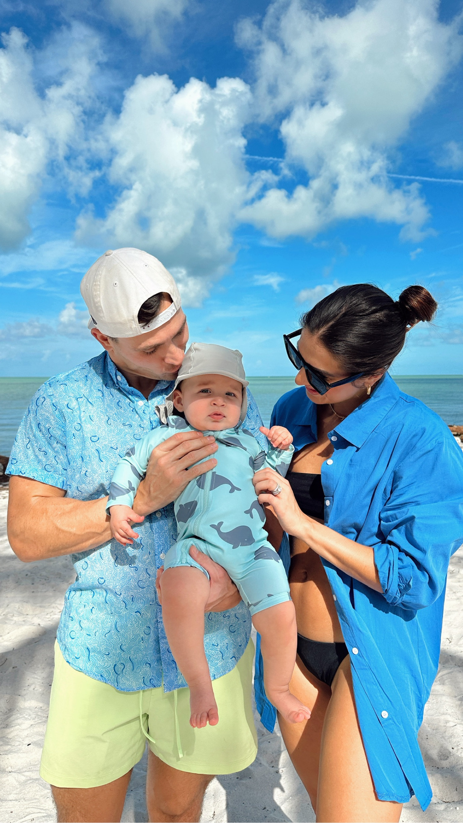 Back when squish was soooo tiny🥹 mom & dad casual beachy date night outfit ideas!

Fit tips: all tts

Date night outfit idea, men’s fashion, swimwear, boy mom, husband outfit ideas, casual outfit ideas, Grace White,  A Southern Drawl

#LTKBaby #LTKFamily #LTKMens