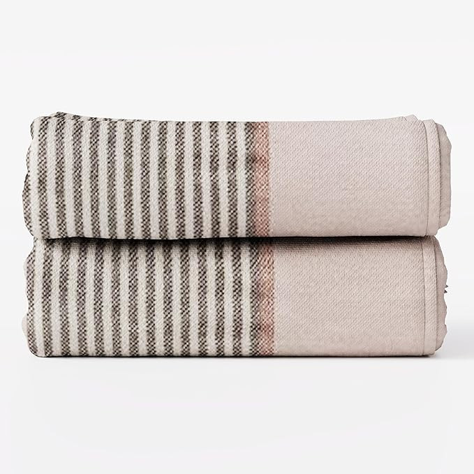 Outer Bug Shield Outdoor Throw Blanket w/Insect Shield Repellent Gear Technology- Lightweight Ins... | Amazon (US)