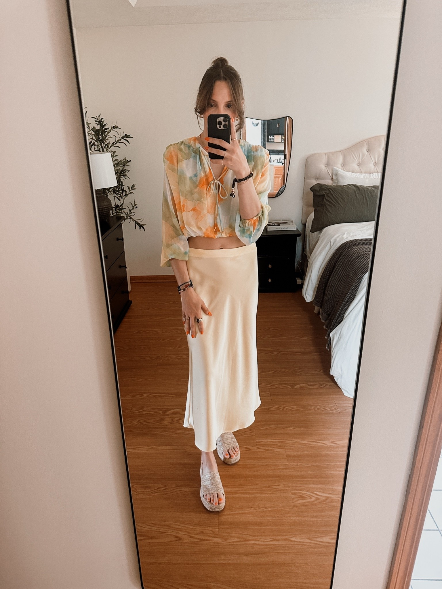 Horse raises outfit! Top and skirt are from Zara. LinkedIn similar skirt

#LTKootd #LTKgrwm #LTKdayinmylife