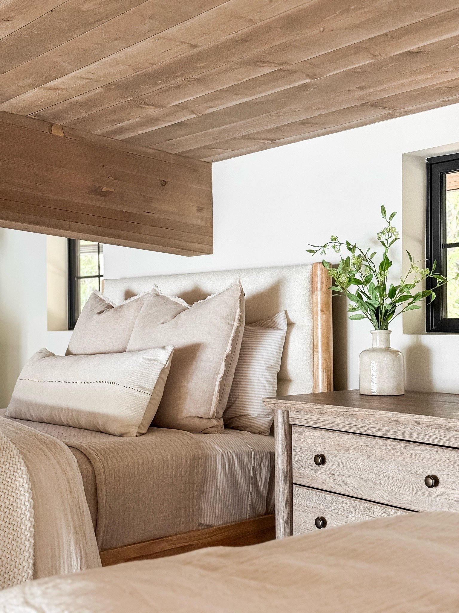 Neutral bedroom favorites in the cabin loft!

Home, home decor, home finds, home accents, bedroom, bedding, neutral home, modern home, organic home, night stand

#LTKSeasonal #LTKHome #LTKKids
