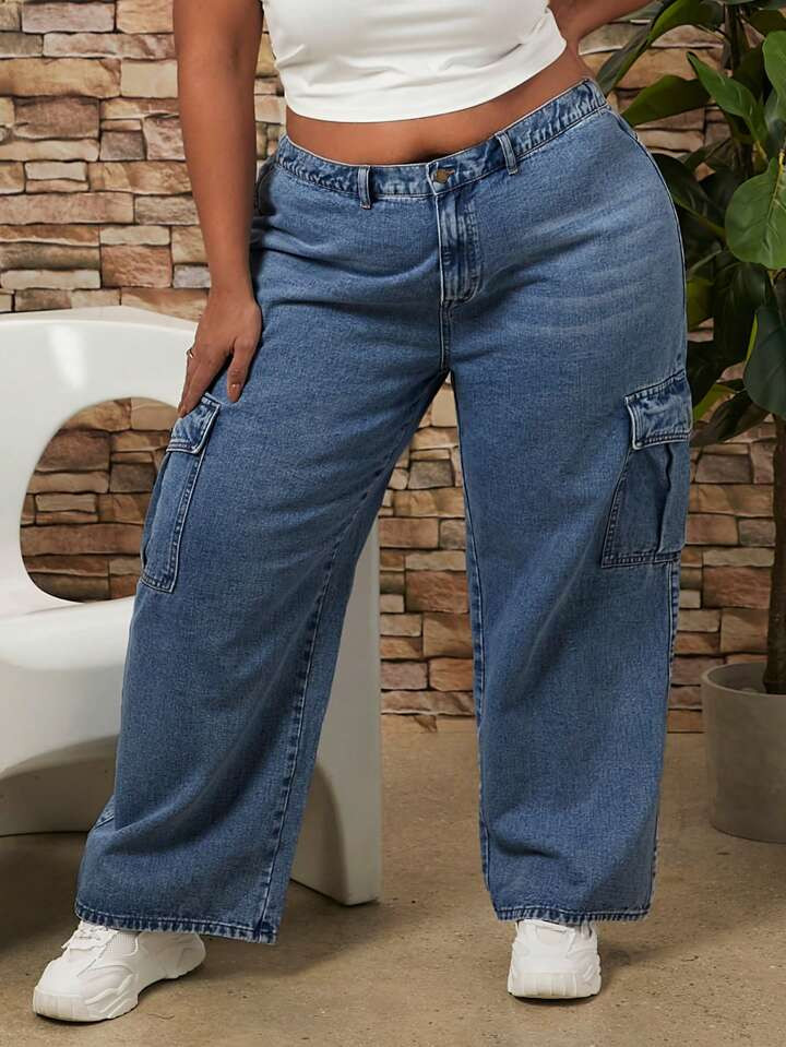 SHEIN CURVE+ Women's Plus Size Flip Pocket Denim Jeans | SHEIN
