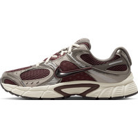 Nike V5 RNR Women's Shoes with Reflective Design Accents - Burgundy Crush | Nike (UK)