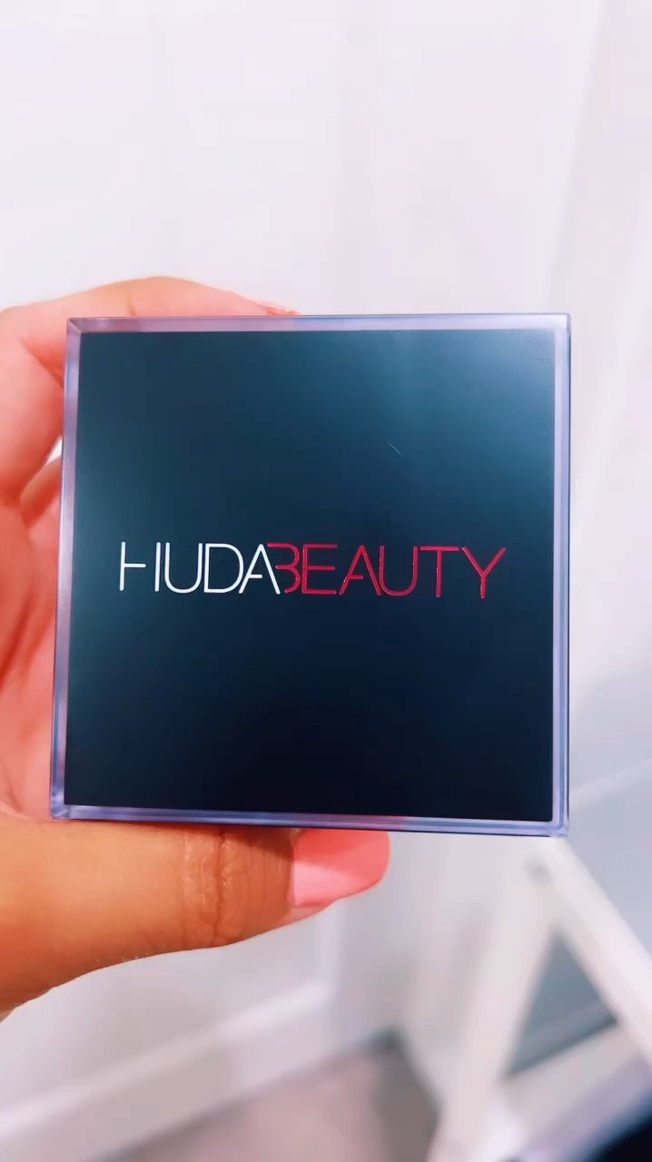 "🔥Sephora sale is ON and it's time to glow up! 💄Check out my fave setting powder by Huda Beauty!✨#SephoraSale #HudaBeauty #MakeupHack #GlowUp

#LTKstyletip #LTKxSephora #LTKbeauty