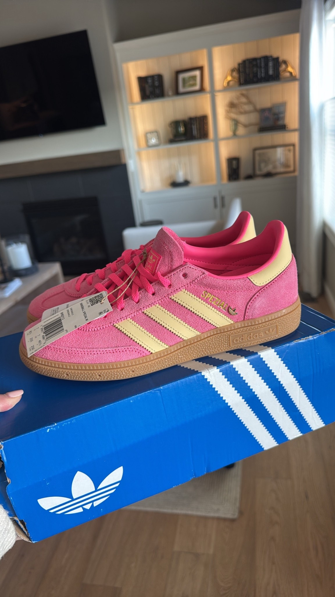 The cutest sneakers! 🩷

#LTKootd #LTKValentine