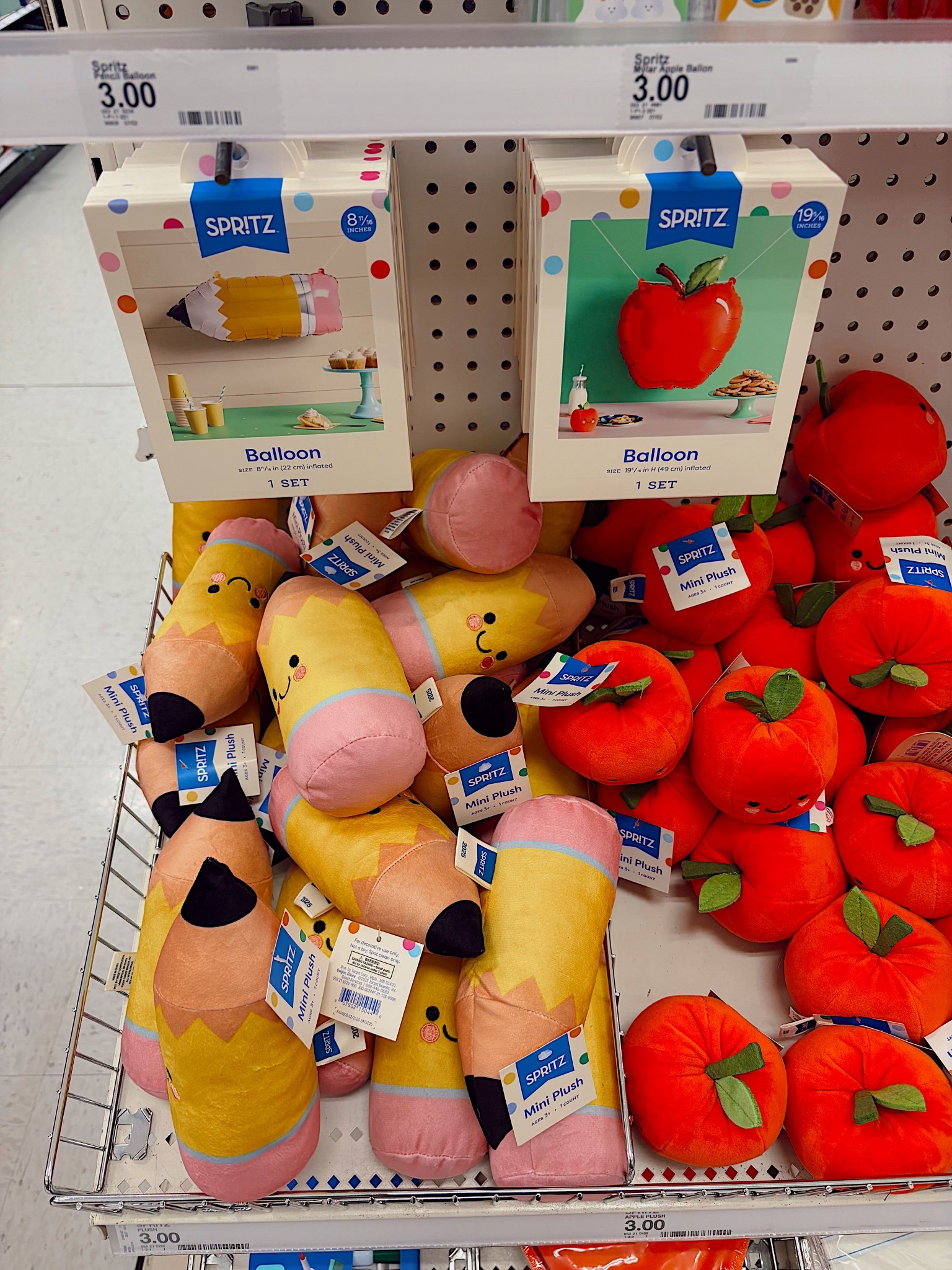 #Teacher #ClasroomDecor #Jellycat 

#LTKFindsUnder50 #LTKSeasonal #LTKKids