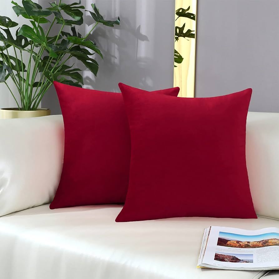 mixeoo Comfy Christmas Red Throw Pillow Covers Decorative Square Solid Thick Velvet Super Soft Cushi | Amazon (US)