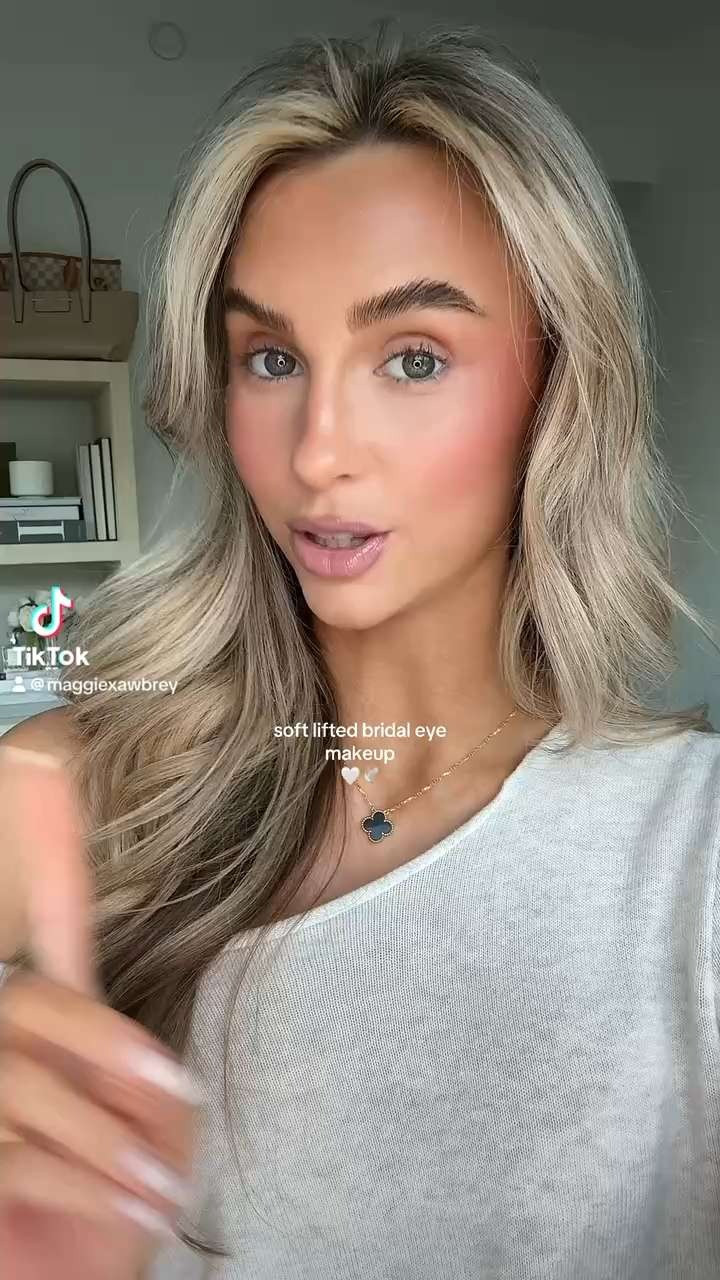 the ultimate soft and lifted bridal eye makeup 🤍

#bridalmakeup #bridaleyemakeup #bridal #makeuproutine 

 