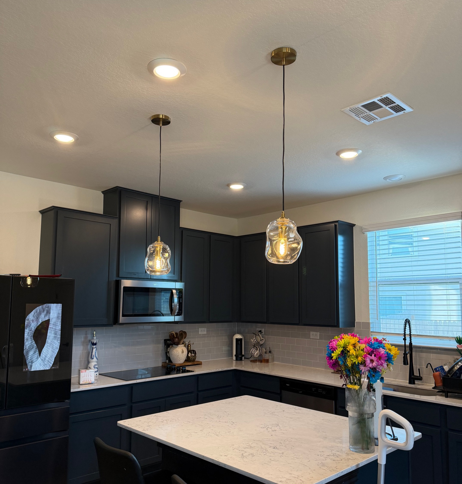 New kitchen pendant lights 😻🤭✨ 