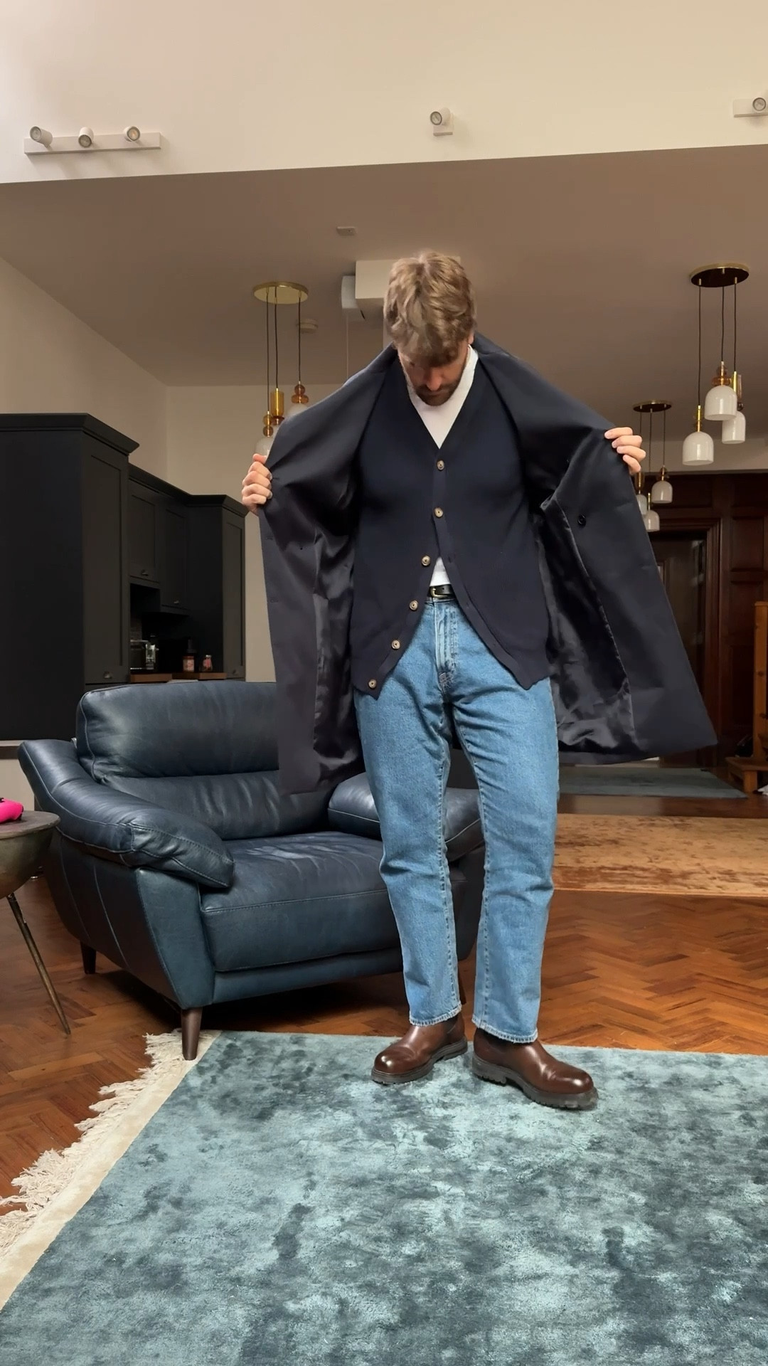 A spring summer staple, a trench coat with some relaxed denim from Abercrombie 

#LTKuk #LTKmens #LTKeurope